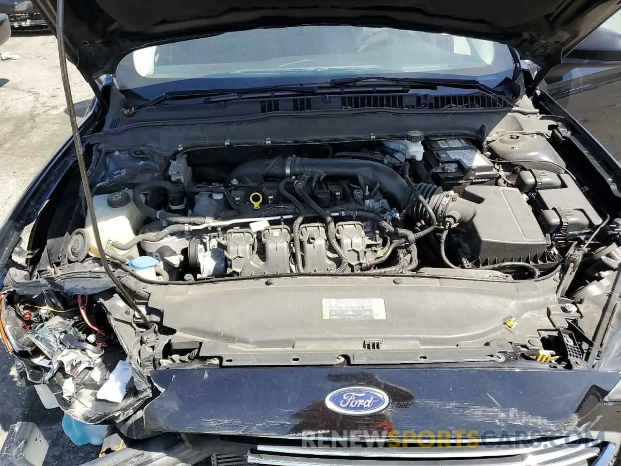 11 Photograph of a damaged car 3FA6P0T98LR229357 FORD FUSION 2020