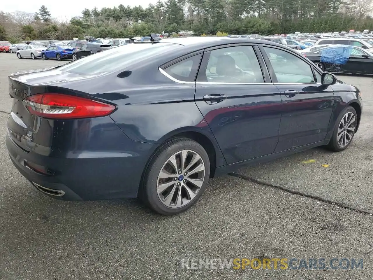 3 Photograph of a damaged car 3FA6P0T99LR252694 FORD FUSION 2020
