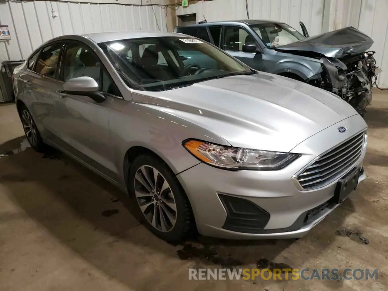 4 Photograph of a damaged car 3FA6P0T9XLR199391 FORD FUSION 2020
