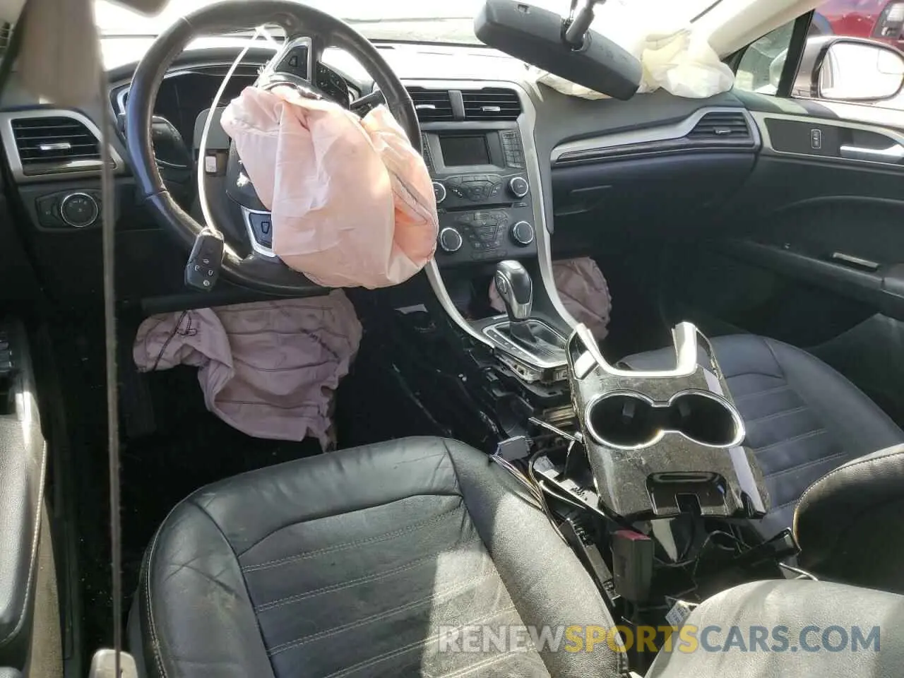 8 Photograph of a damaged car 3FA6P0LU5ER294383 FORD FUSION 2021