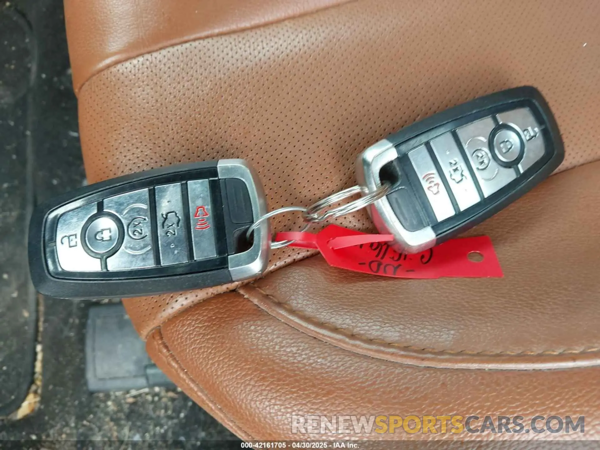 11 Photograph of a damaged car 3FA6P0SU3KR284979 FORD FUSION ENERGI 2019