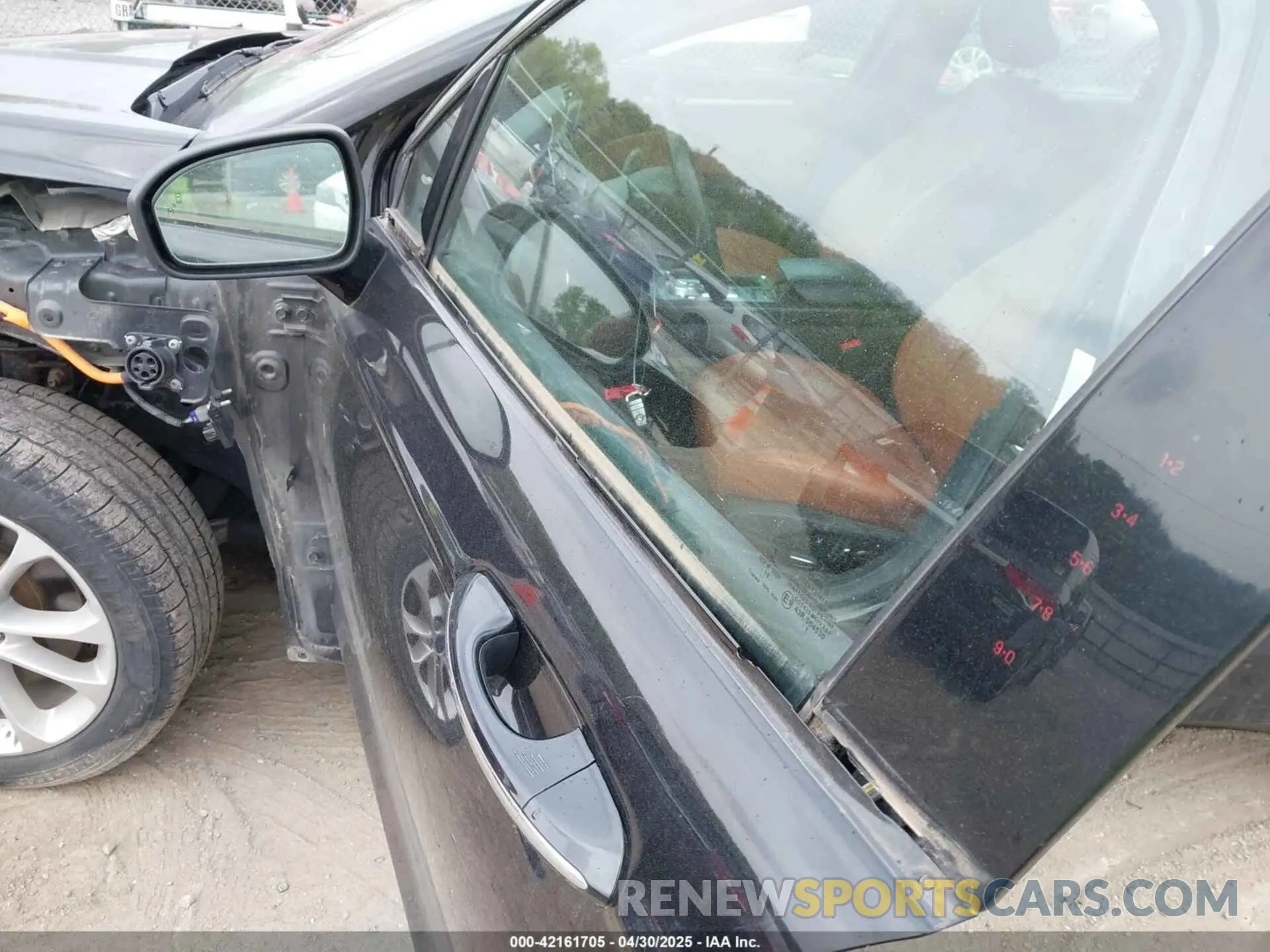 20 Photograph of a damaged car 3FA6P0SU3KR284979 FORD FUSION ENERGI 2019