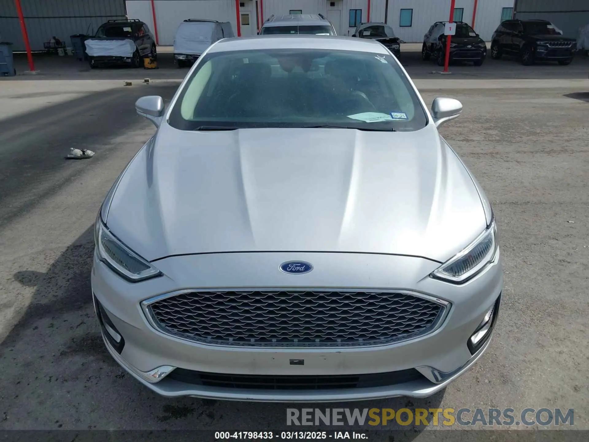 12 Фотография поврежденного автомобиля 3FA6P0SU5KR228638 FORD FUSION ENERGI 2019