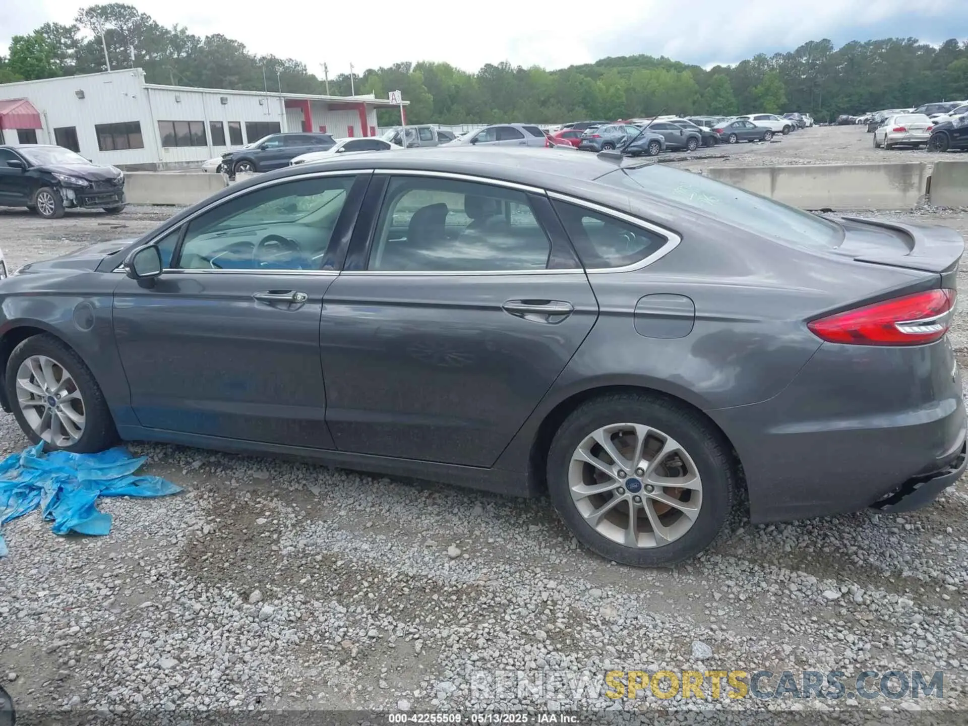 14 Фотография поврежденного автомобиля 3FA6P0SU9KR126985 FORD FUSION ENERGI 2019