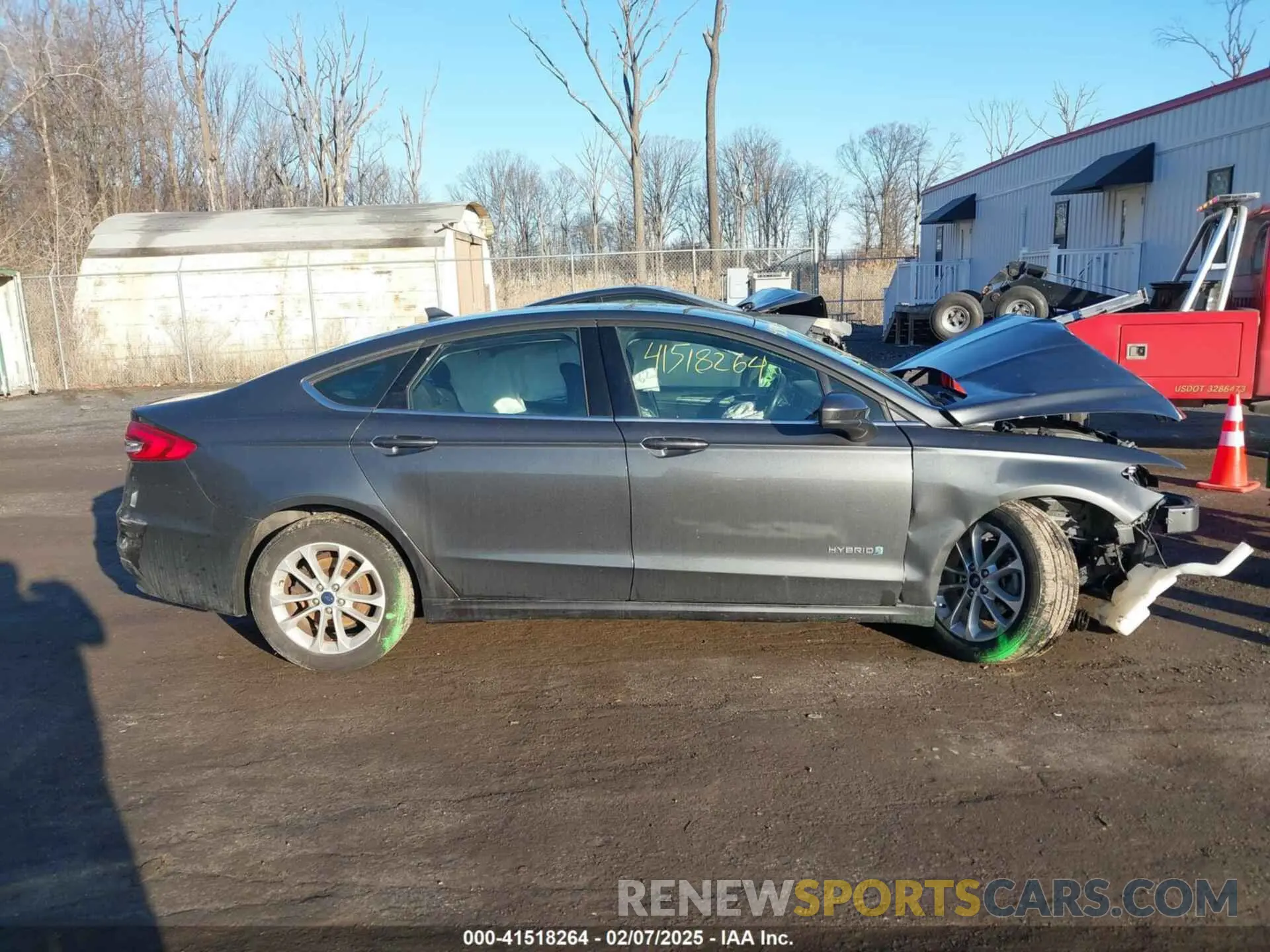 12 Фотография поврежденного автомобиля 3FA6P0LU0KR162935 FORD FUSION HYBRID 2019