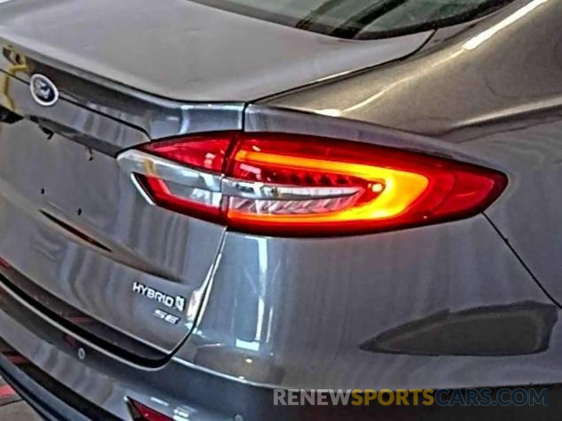 16 Фотография поврежденного автомобиля 3FA6P0LU0KR255633 FORD FUSION HYBRID 2019