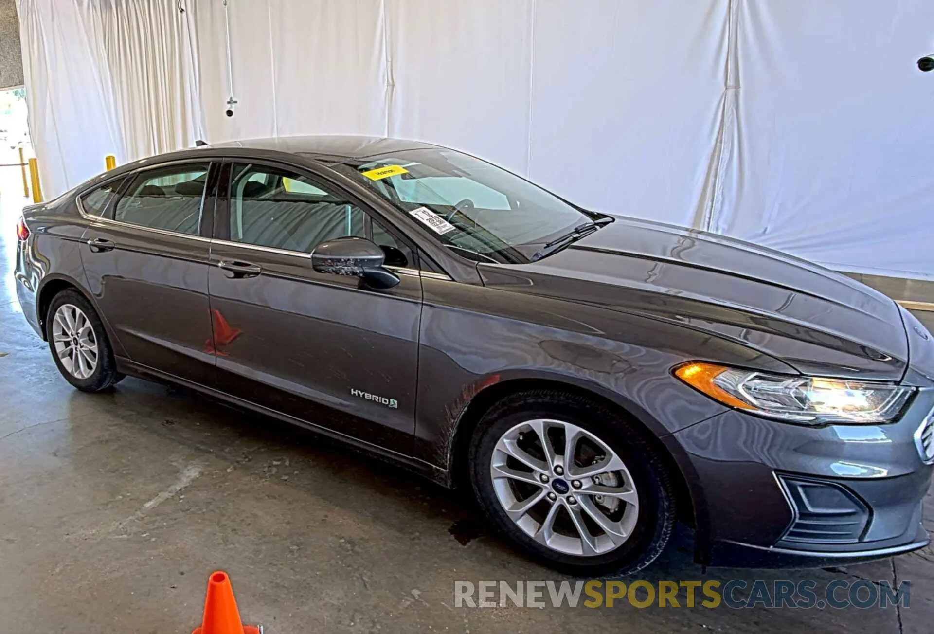 25 Фотография поврежденного автомобиля 3FA6P0LU0KR255633 FORD FUSION HYBRID 2019