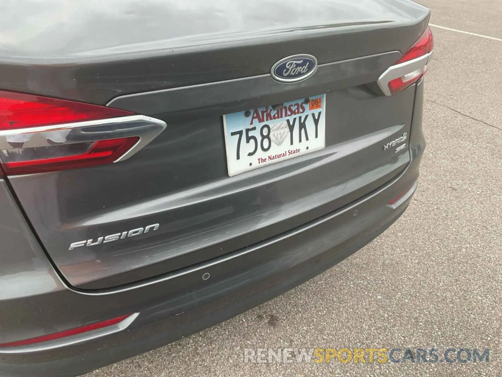 30 Фотография поврежденного автомобиля 3FA6P0LU0KR255633 FORD FUSION HYBRID 2019