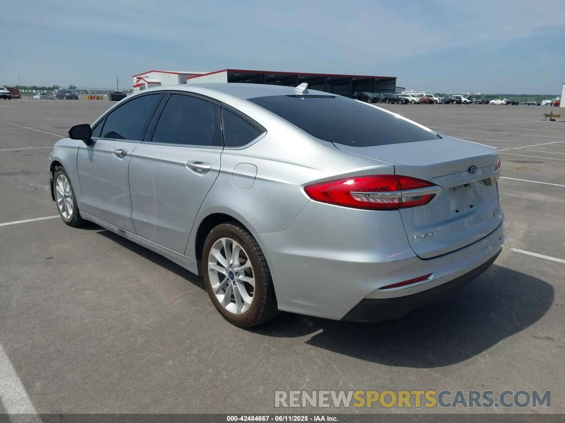3 Photograph of a damaged car 3FA6P0LU0KR257687 FORD FUSION HYBRID 2019