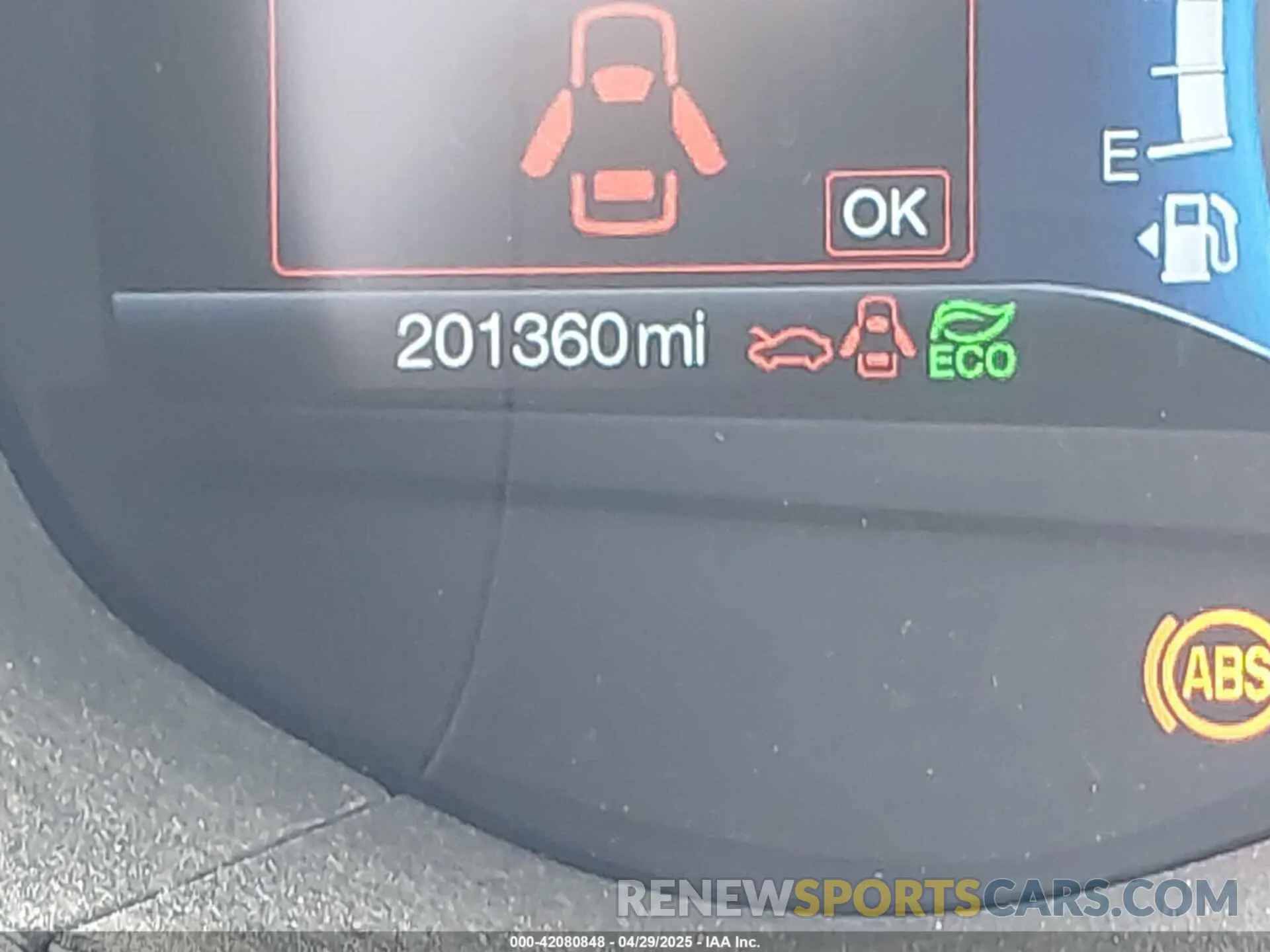 15 Photograph of a damaged car 3FA6P0LU1KR108172 FORD FUSION HYBRID 2019