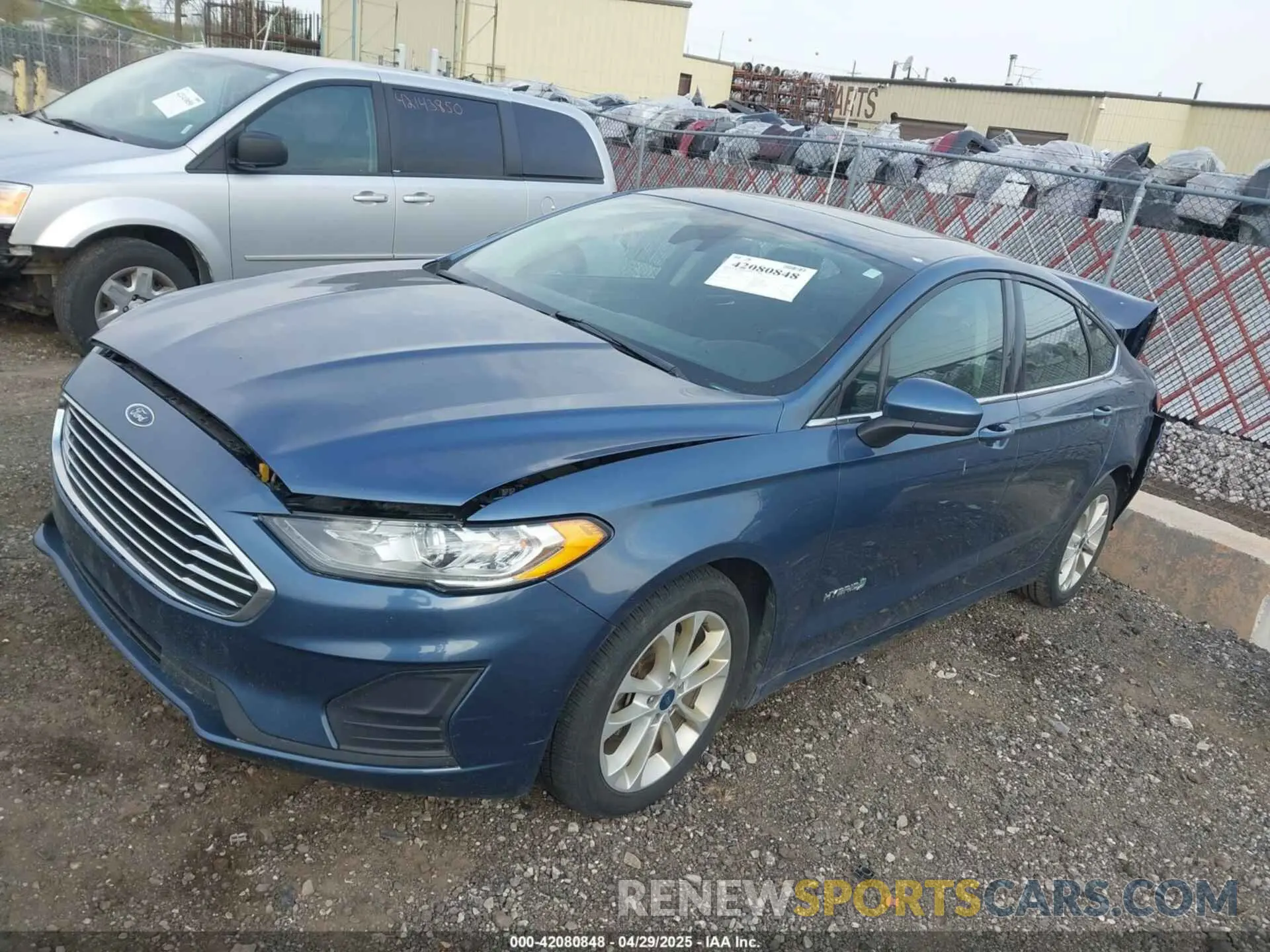 2 Photograph of a damaged car 3FA6P0LU1KR108172 FORD FUSION HYBRID 2019