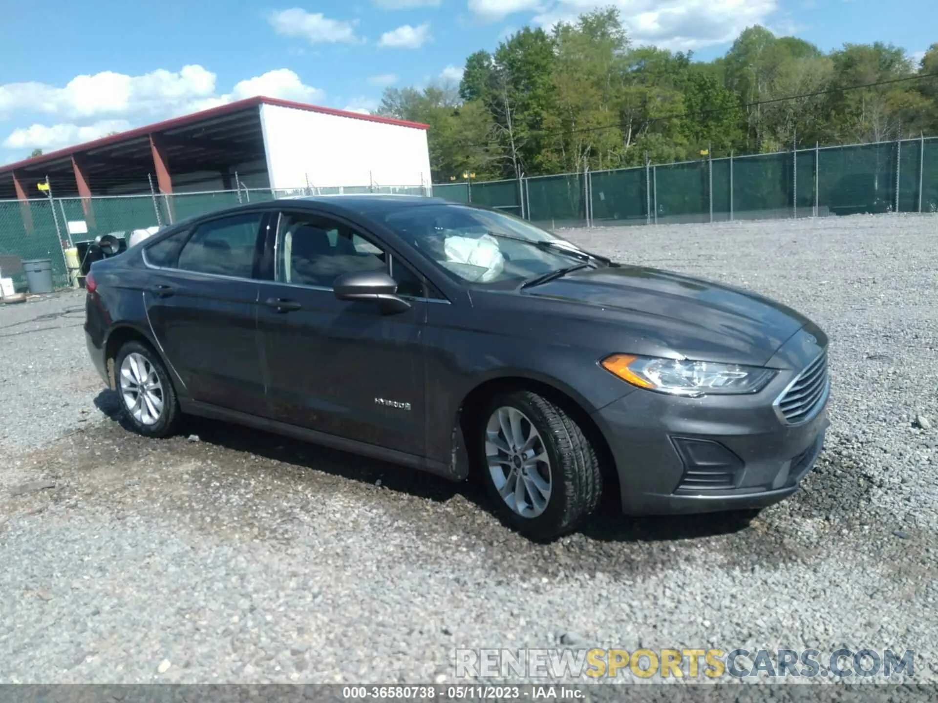 1 Фотография поврежденного автомобиля 3FA6P0LU1KR120208 FORD FUSION HYBRID 2019