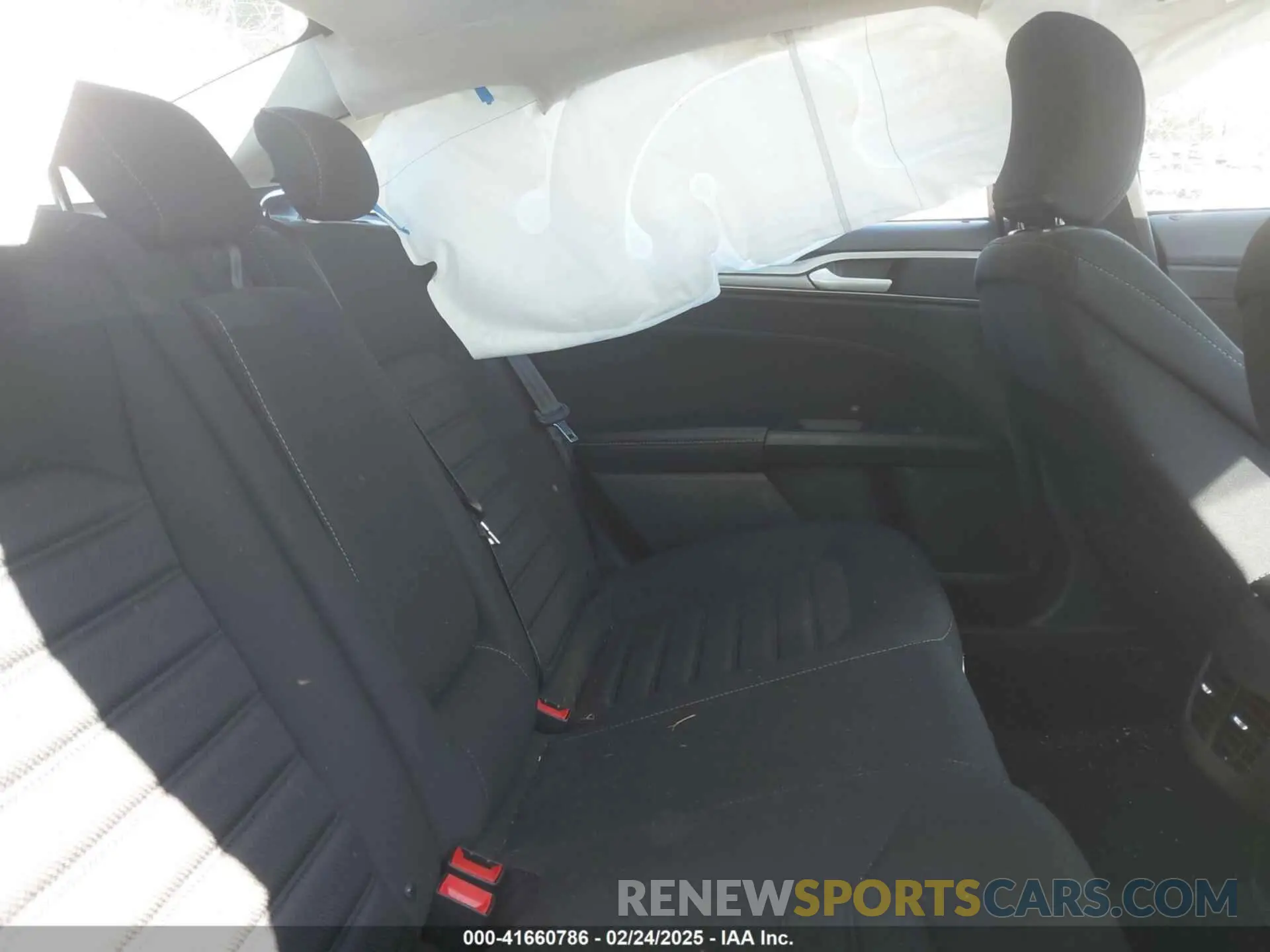 8 Photograph of a damaged car 3FA6P0LU1KR235021 FORD FUSION HYBRID 2019