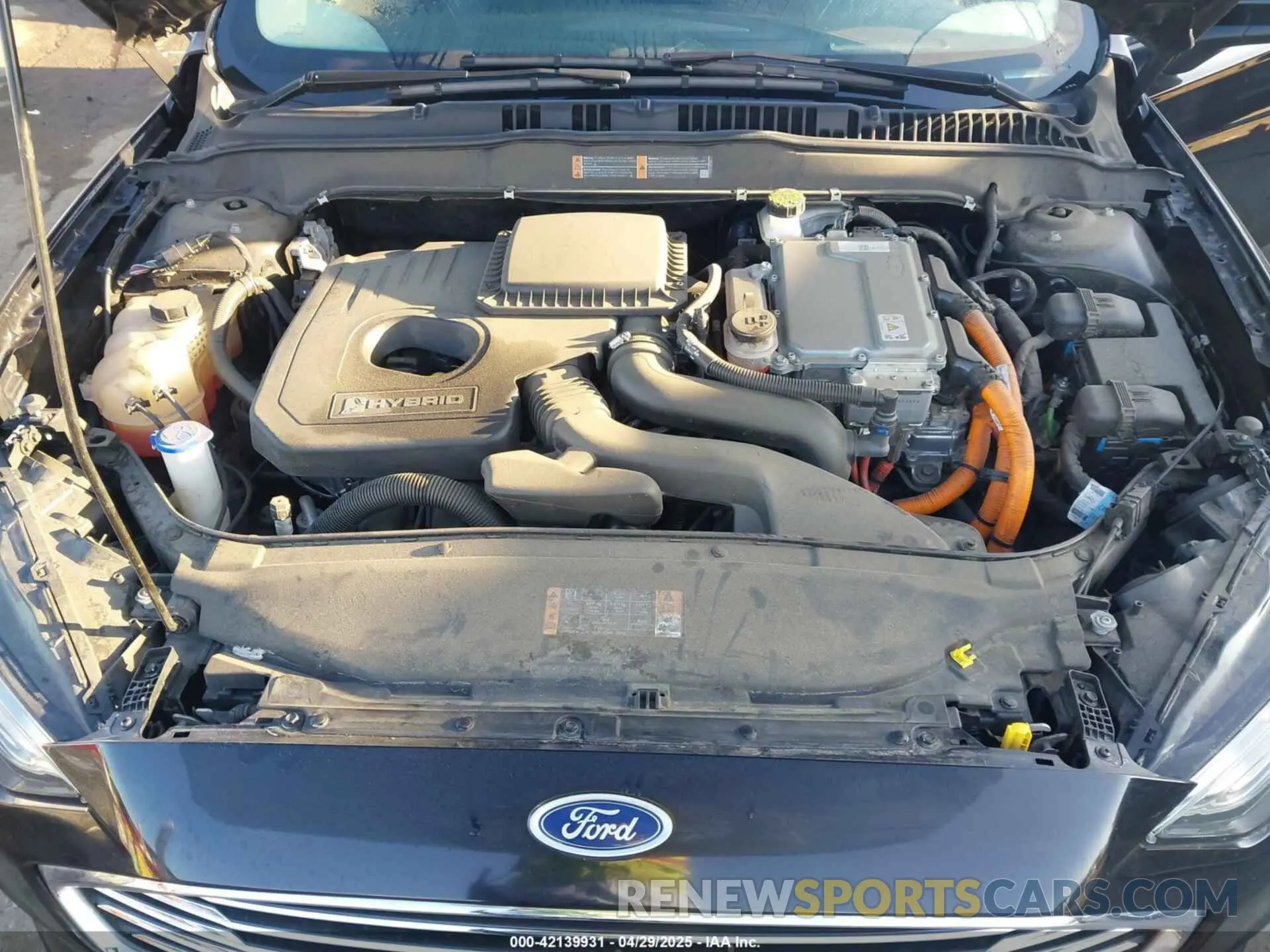 10 Фотография поврежденного автомобиля 3FA6P0LU1KR284400 FORD FUSION HYBRID 2019
