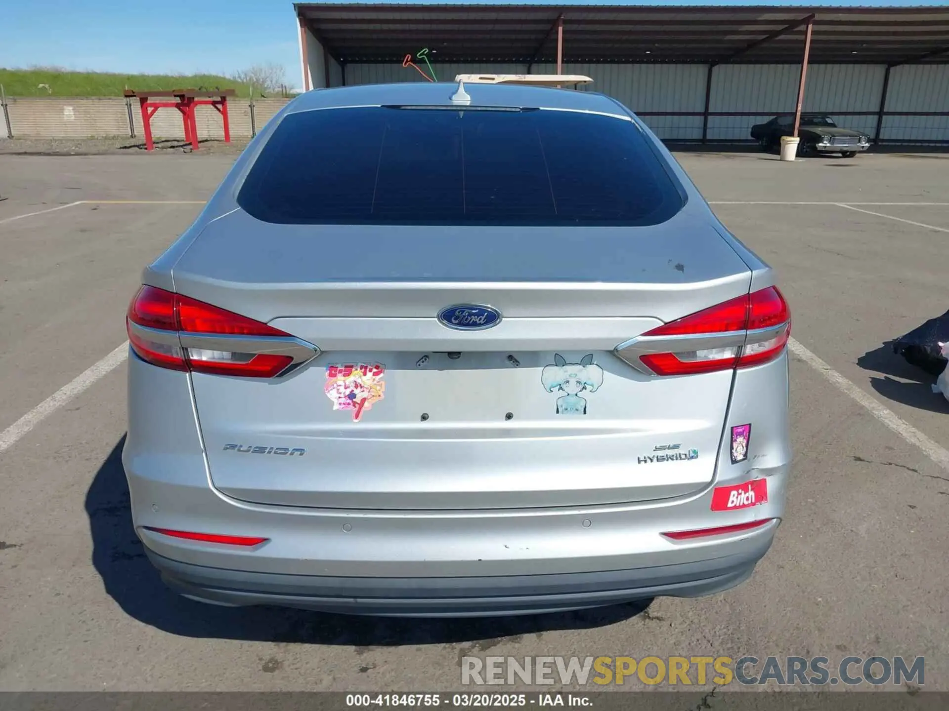 16 Photograph of a damaged car 3FA6P0LU2KR188503 FORD FUSION HYBRID 2019