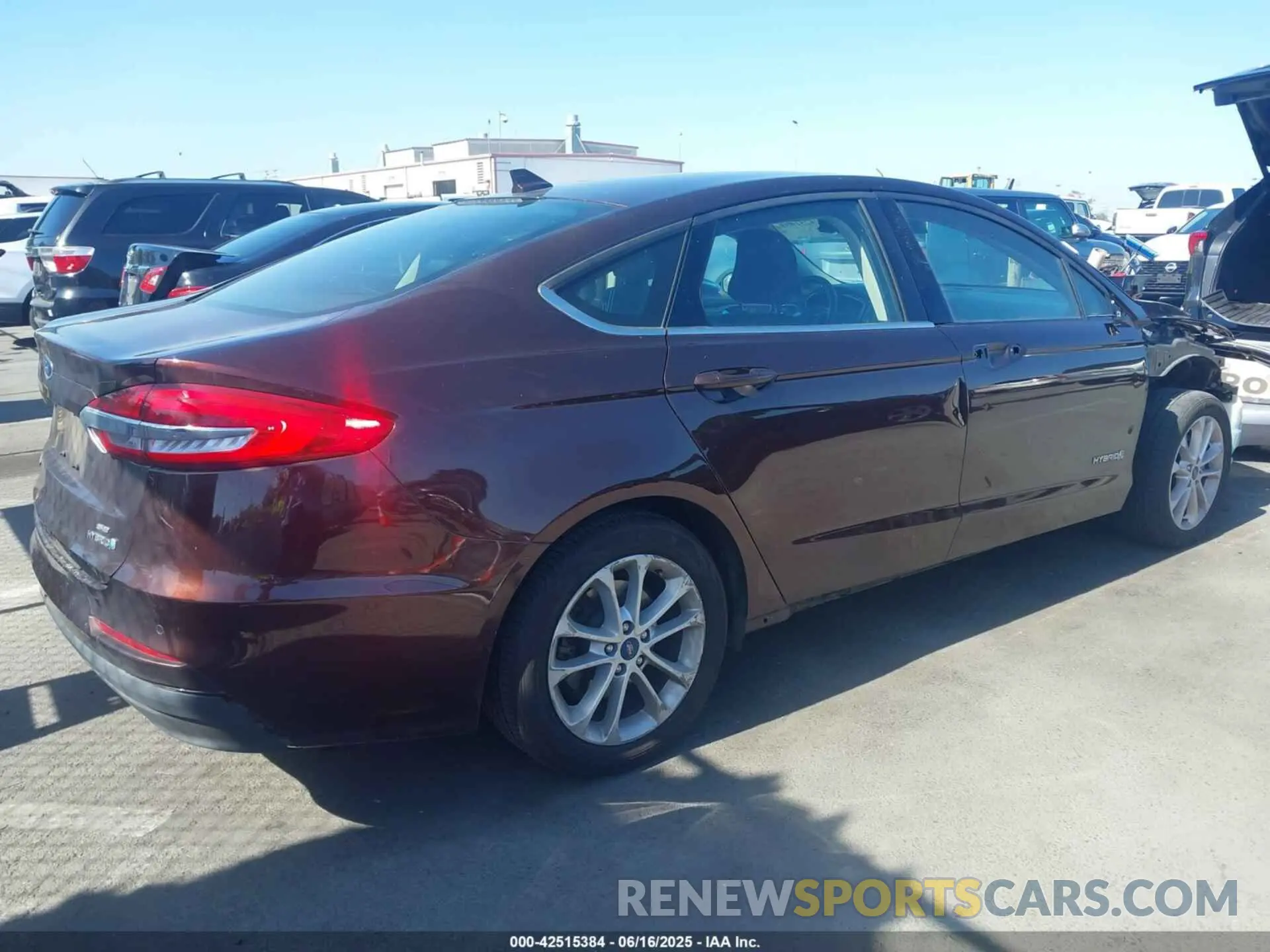 4 Photograph of a damaged car 3FA6P0LU2KR200214 FORD FUSION HYBRID 2019