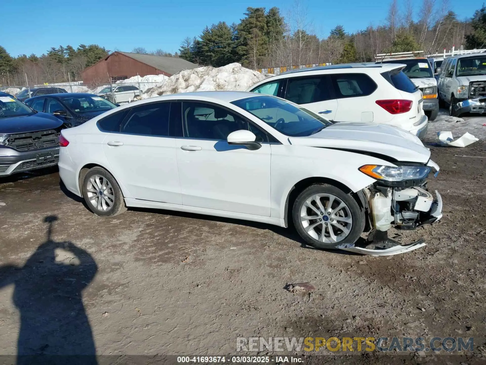 13 Фотография поврежденного автомобиля 3FA6P0LU2KR222584 FORD FUSION HYBRID 2019