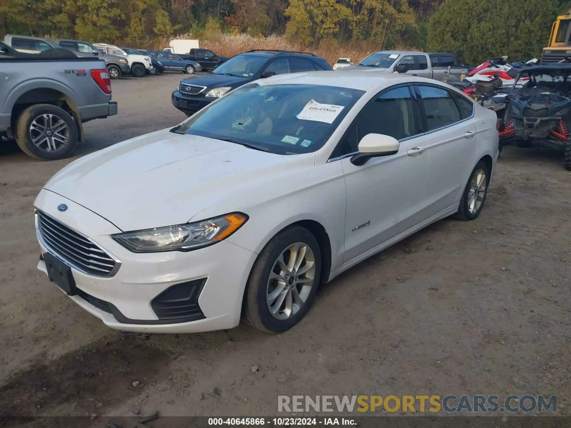 2 Photograph of a damaged car 3FA6P0LU2KR226702 FORD FUSION HYBRID 2019