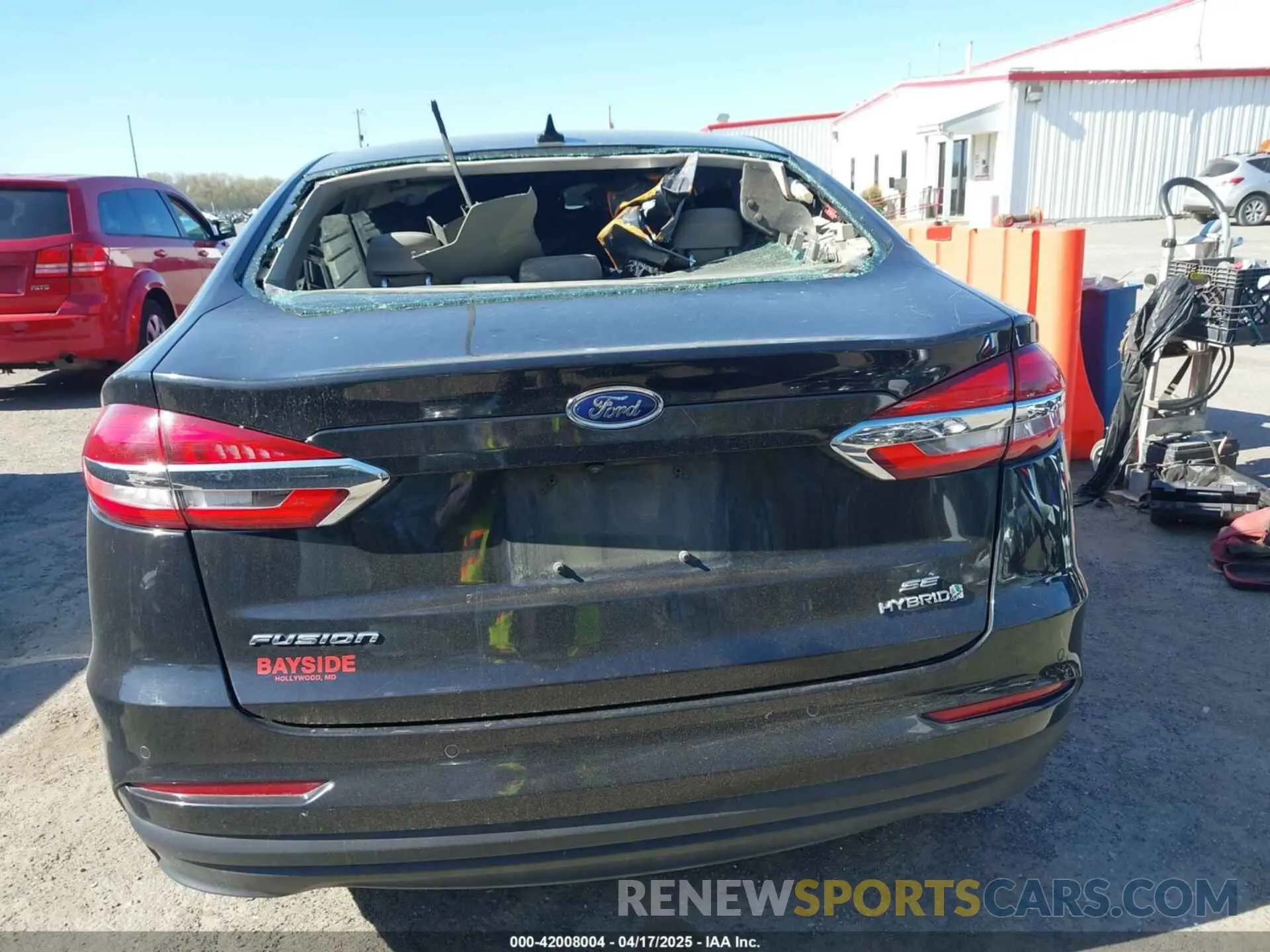 15 Photograph of a damaged car 3FA6P0LU2KR240874 FORD FUSION HYBRID 2019