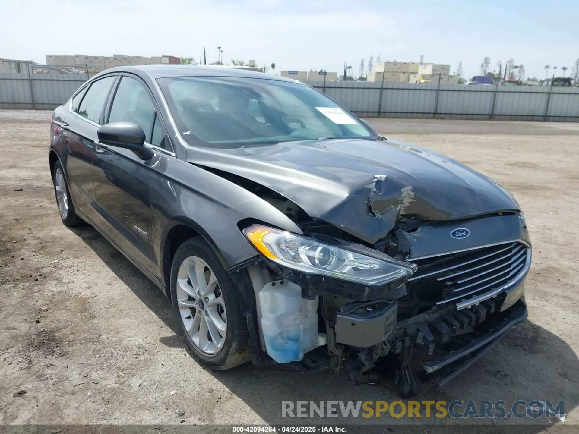 1 Photograph of a damaged car 3FA6P0LU3KR174108 FORD FUSION HYBRID 2019