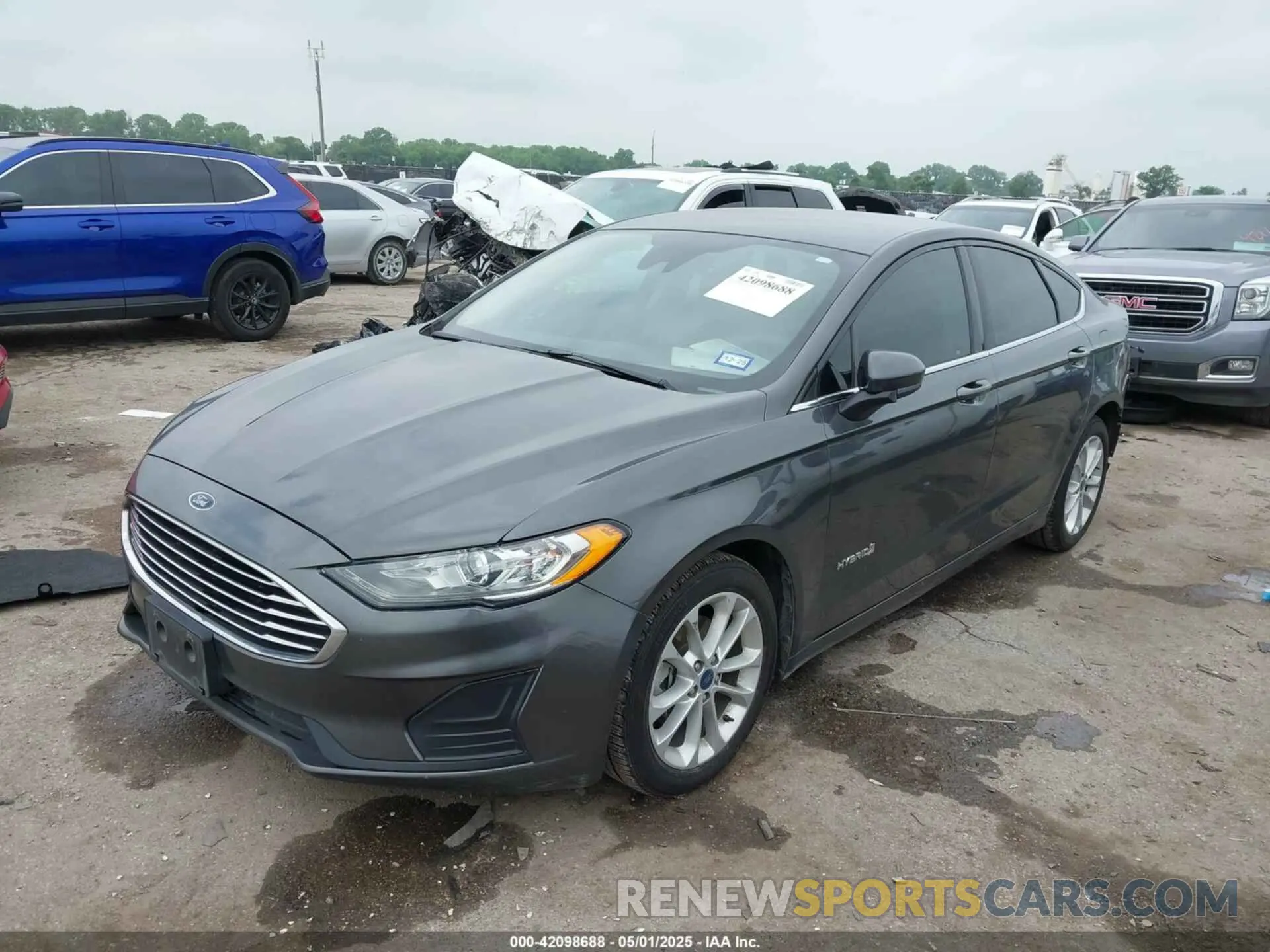 2 Photograph of a damaged car 3FA6P0LU3KR210122 FORD FUSION HYBRID 2019