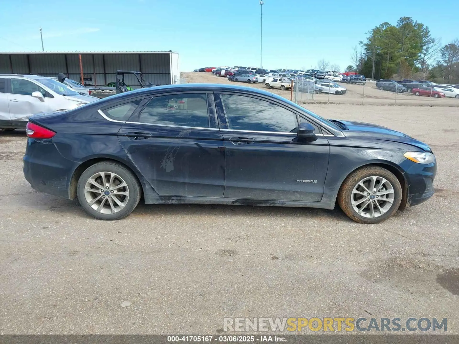 13 Photograph of a damaged car 3FA6P0LU3KR273527 FORD FUSION HYBRID 2019