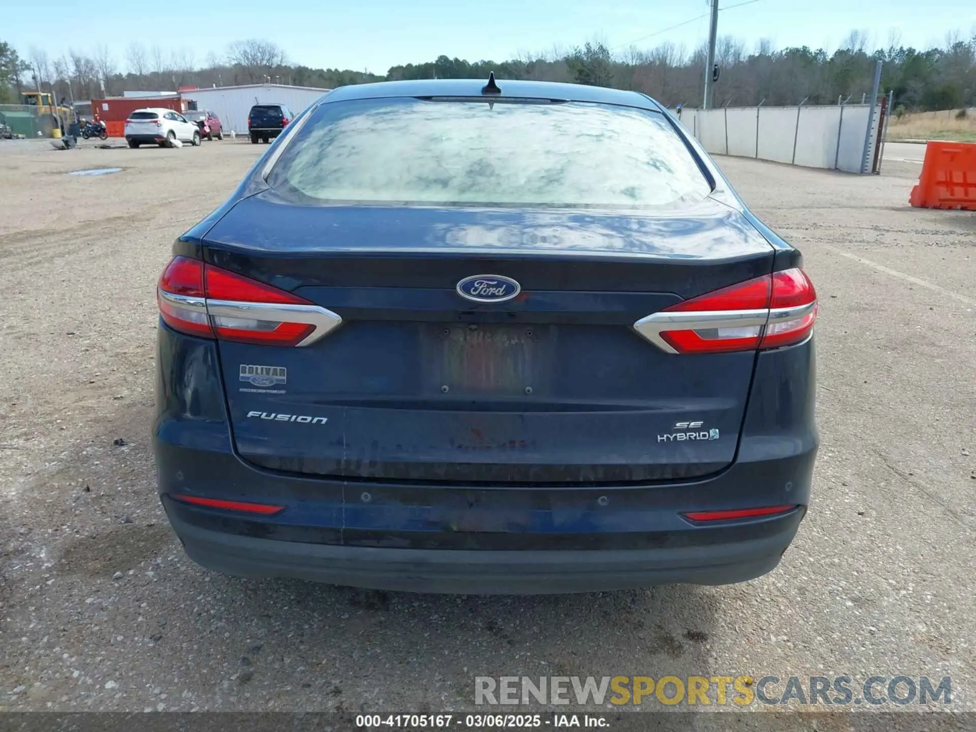 16 Photograph of a damaged car 3FA6P0LU3KR273527 FORD FUSION HYBRID 2019