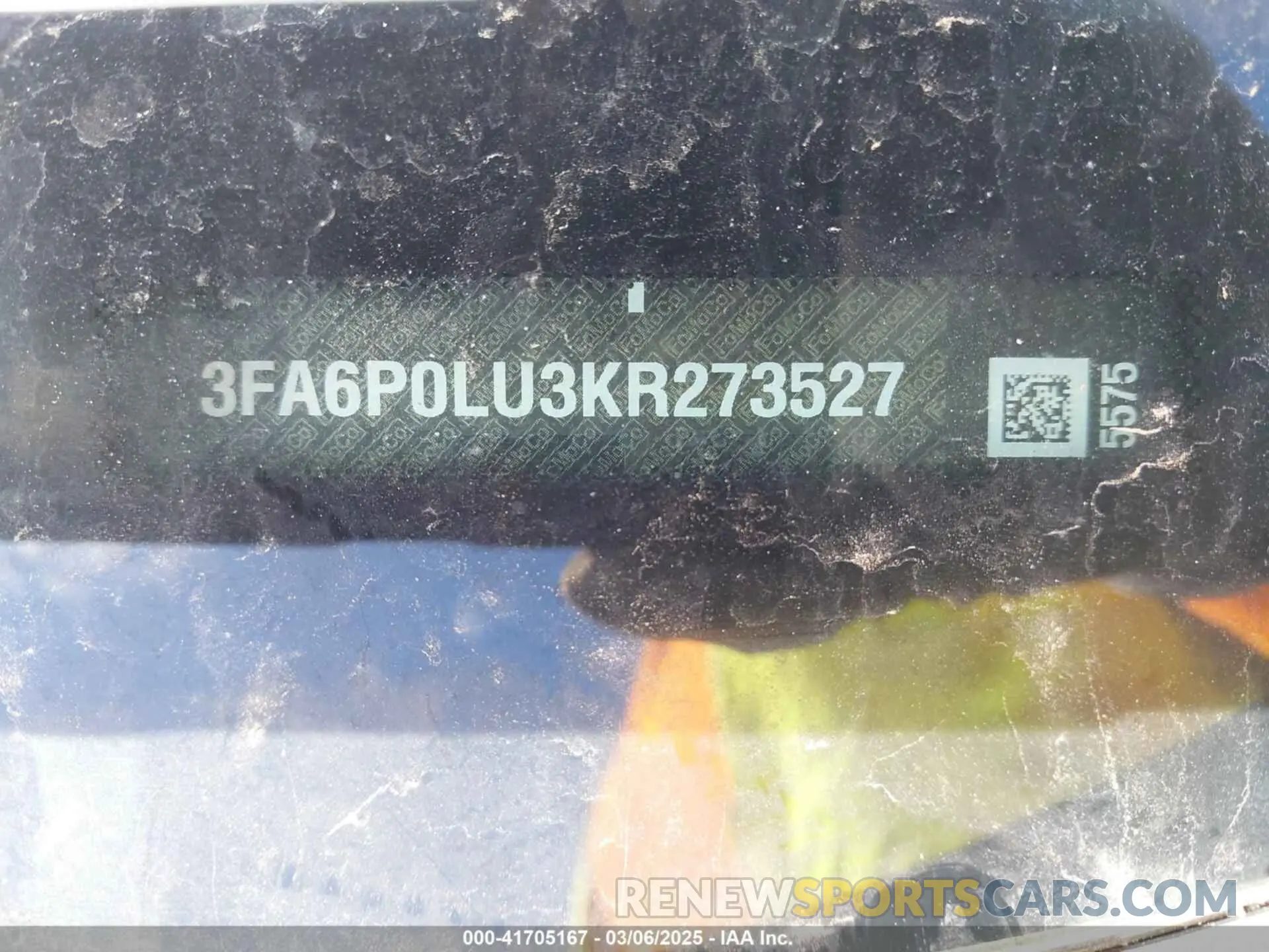 9 Photograph of a damaged car 3FA6P0LU3KR273527 FORD FUSION HYBRID 2019