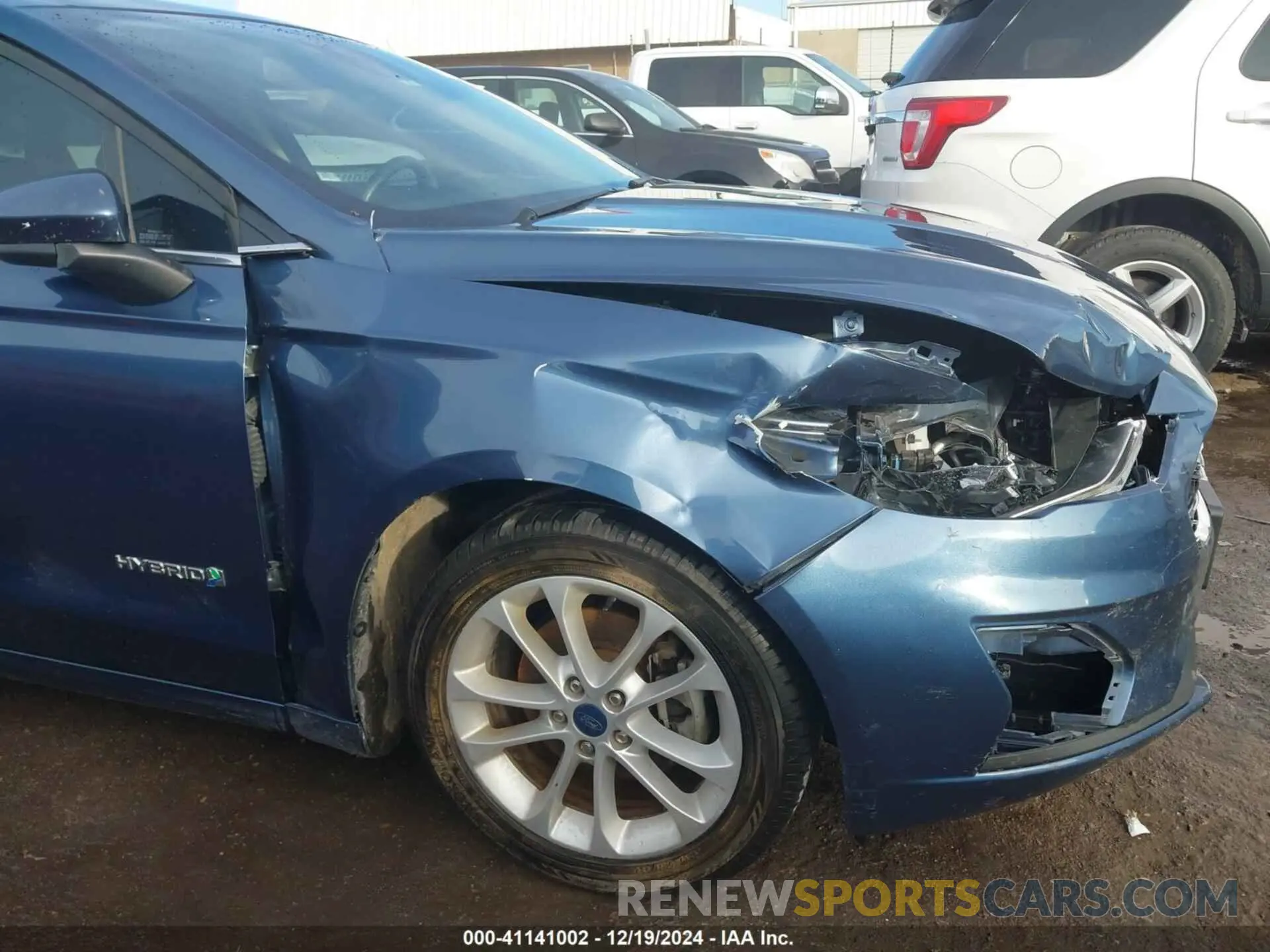 6 Photograph of a damaged car 3FA6P0LU4KR156734 FORD FUSION HYBRID 2019