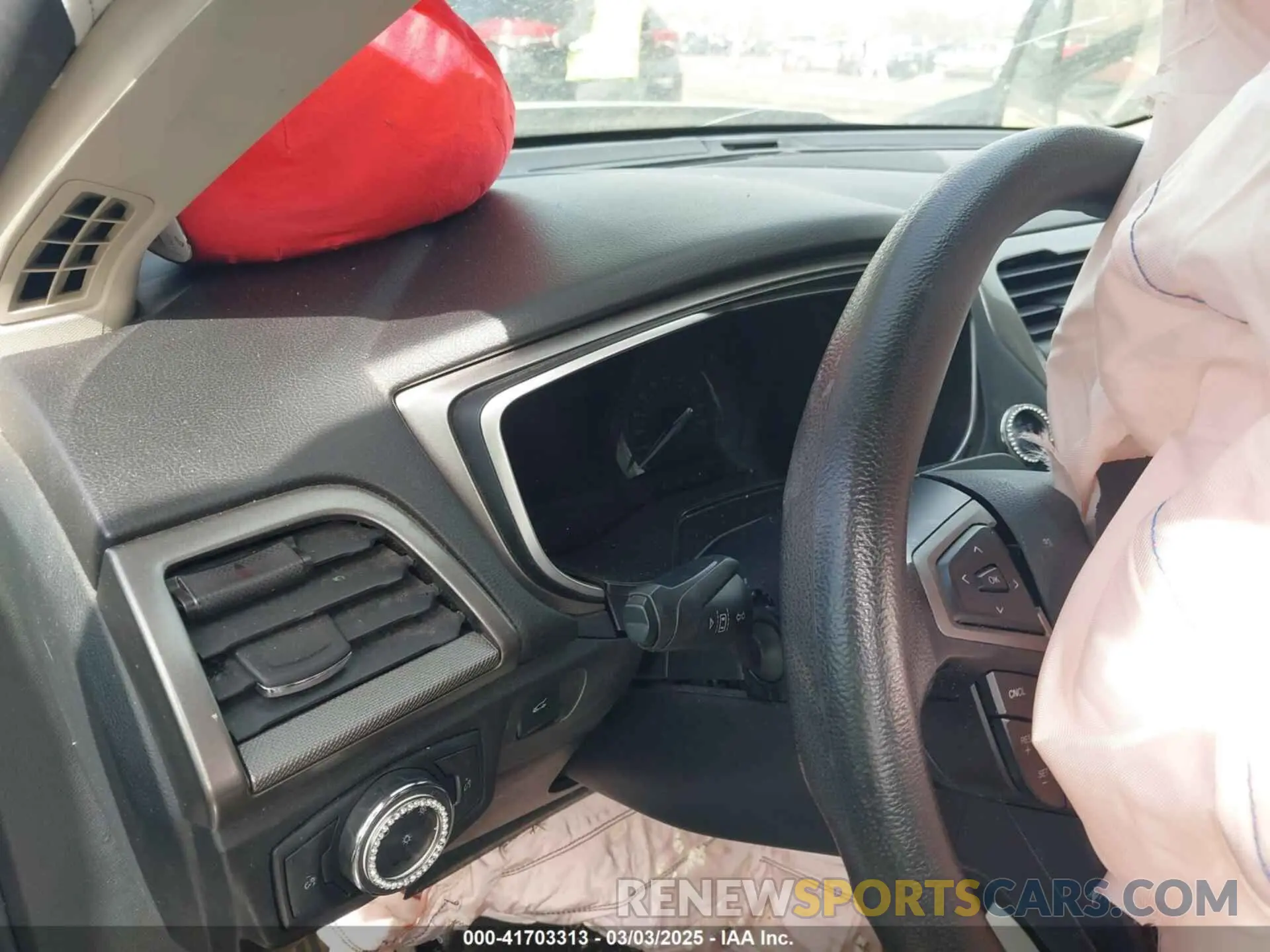 7 Фотография поврежденного автомобиля 3FA6P0LU5KR140266 FORD FUSION HYBRID 2019
