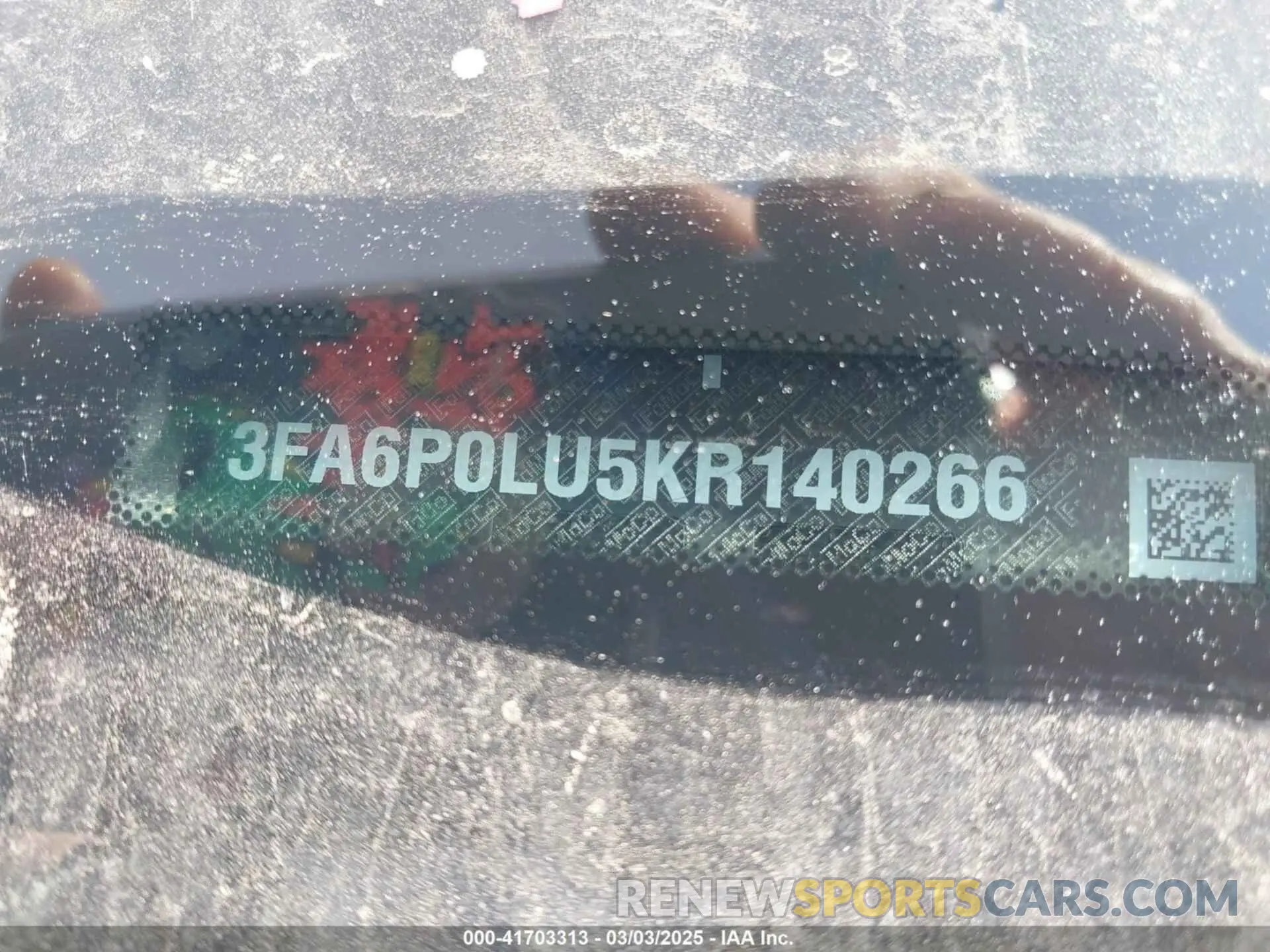 9 Фотография поврежденного автомобиля 3FA6P0LU5KR140266 FORD FUSION HYBRID 2019