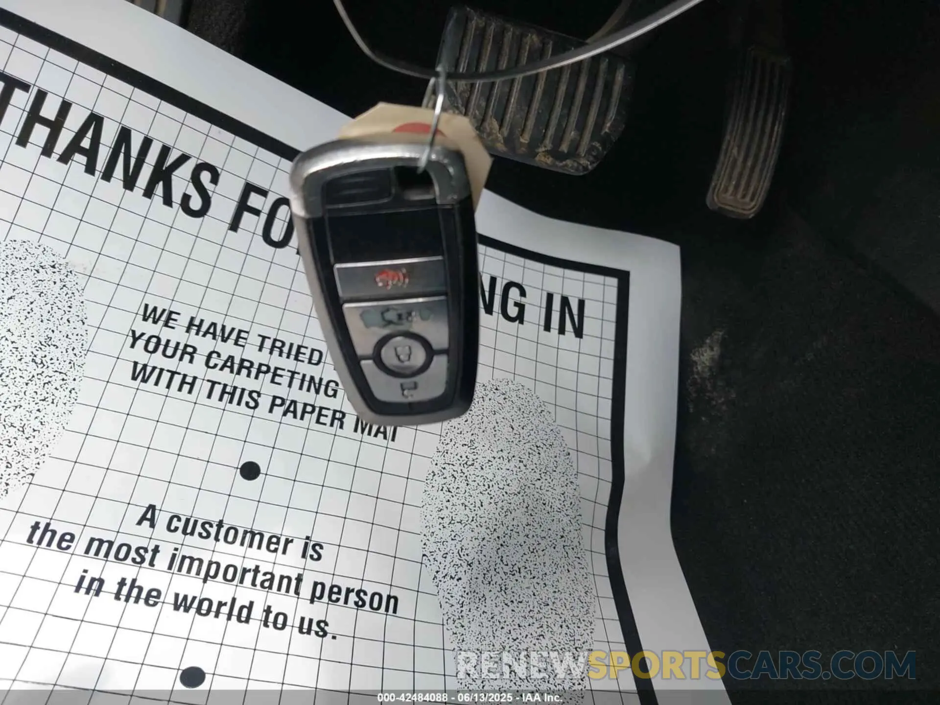 11 Photograph of a damaged car 3FA6P0LU5KR195915 FORD FUSION HYBRID 2019