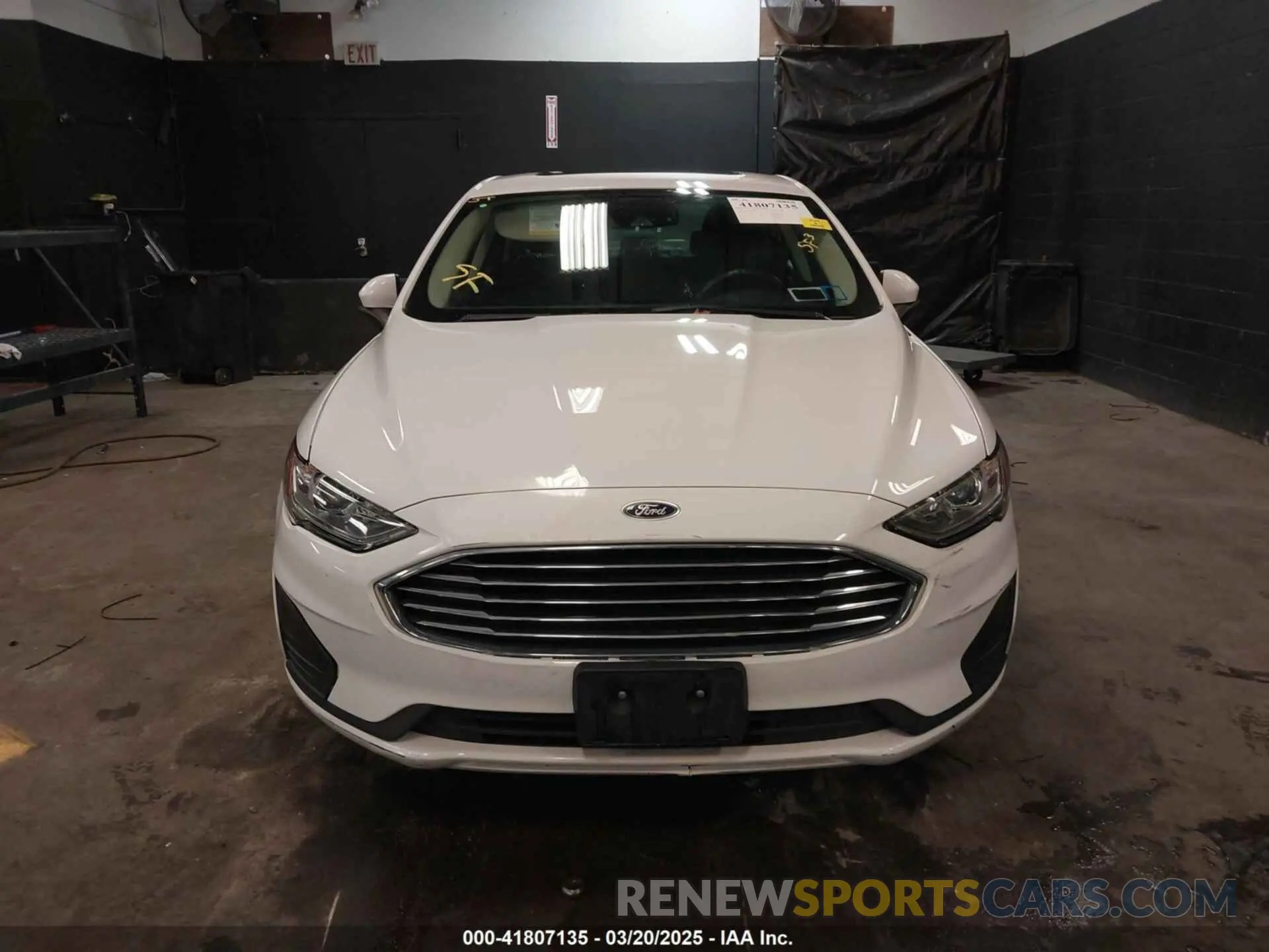 13 Photograph of a damaged car 3FA6P0LU5KR285355 FORD FUSION HYBRID 2019