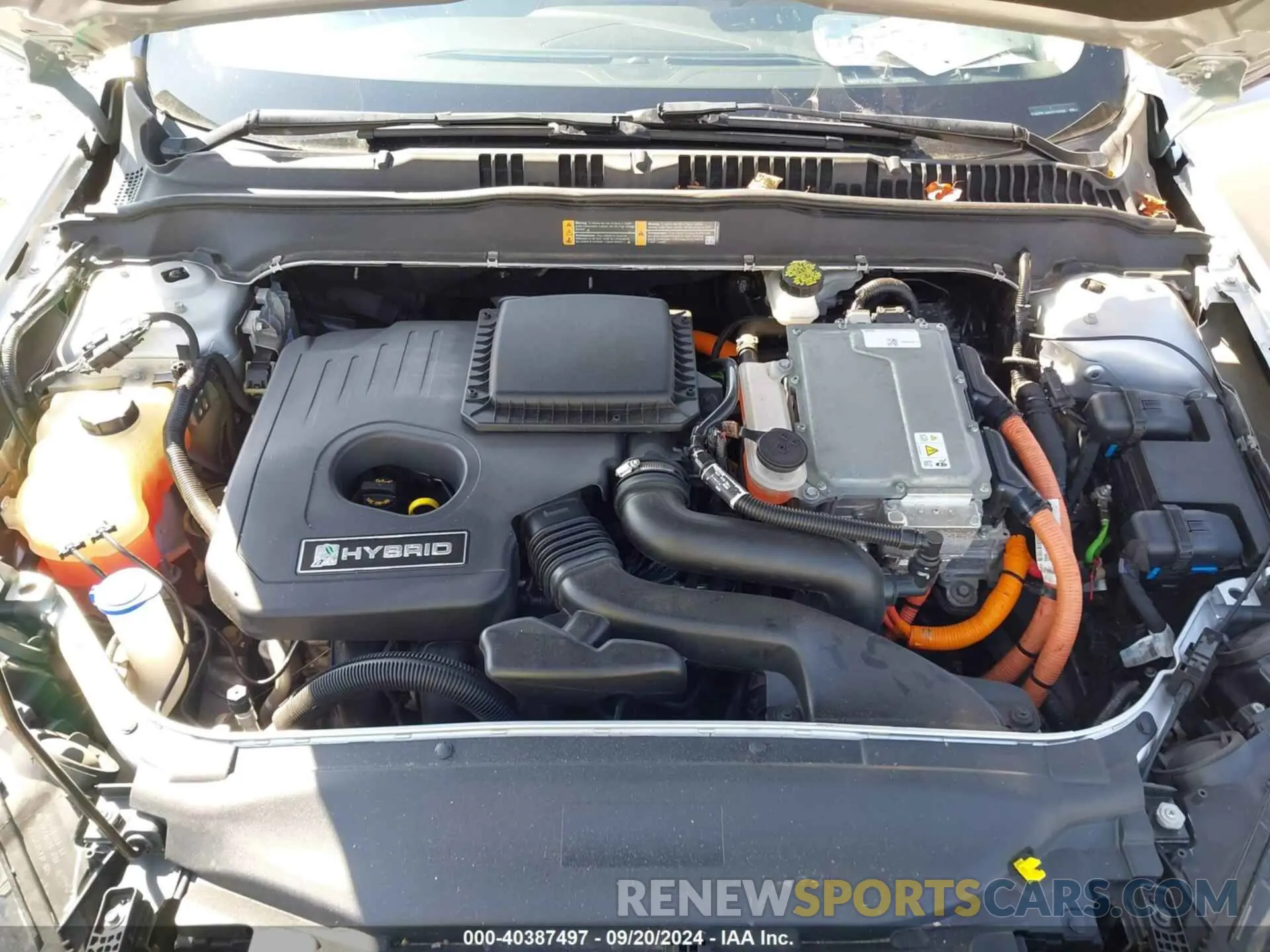 10 Photograph of a damaged car 3FA6P0LU6KR110208 FORD FUSION HYBRID 2019