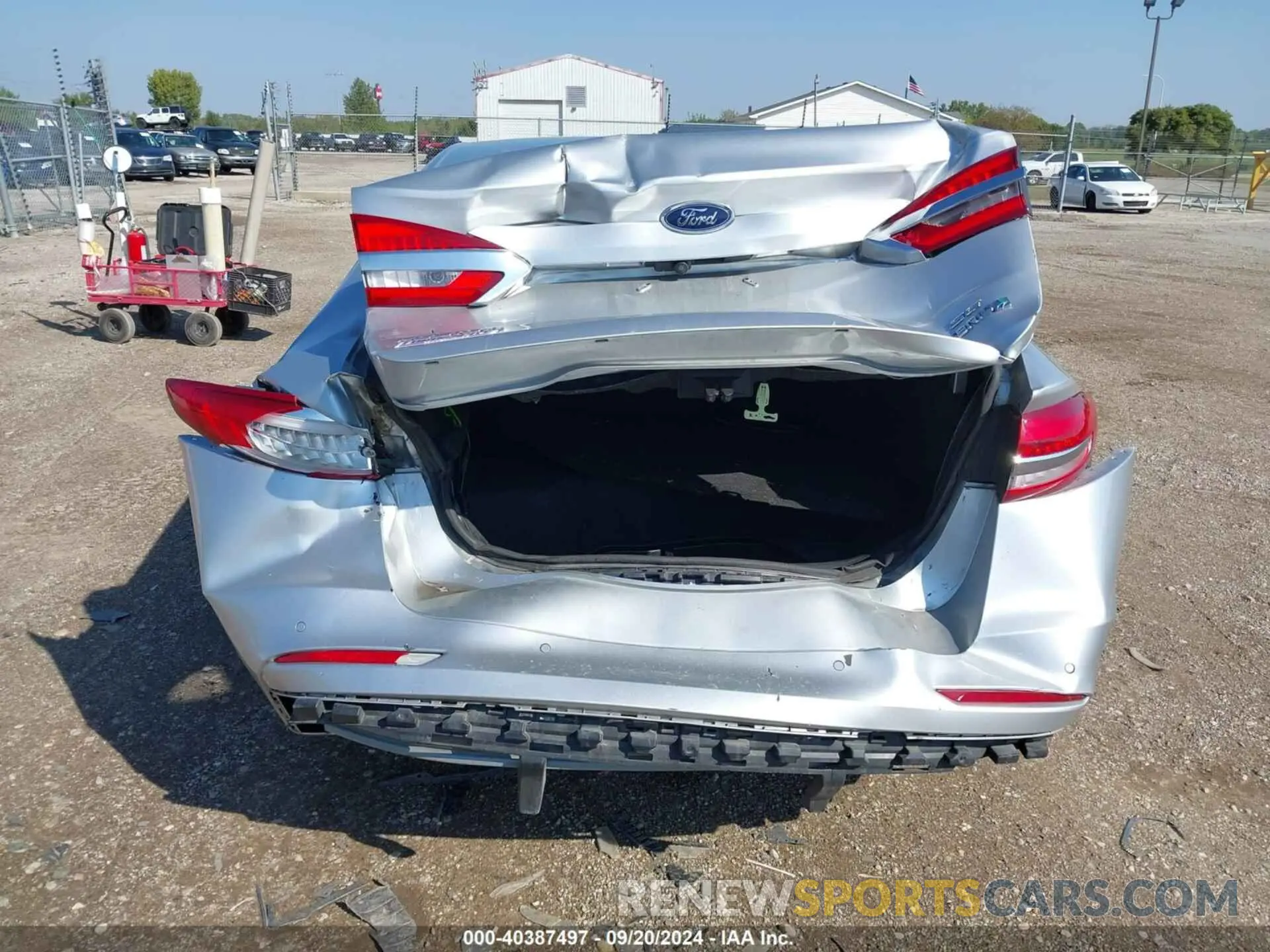 16 Photograph of a damaged car 3FA6P0LU6KR110208 FORD FUSION HYBRID 2019