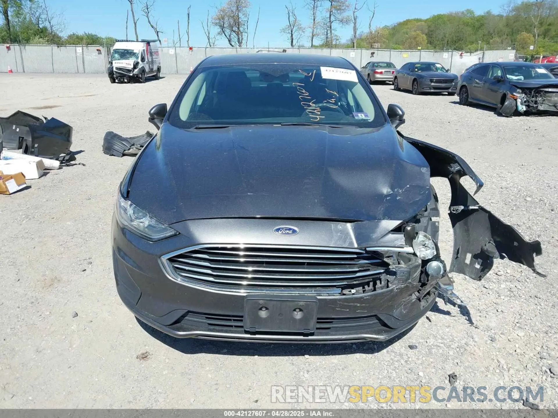 12 Photograph of a damaged car 3FA6P0LU6KR126280 FORD FUSION HYBRID 2019