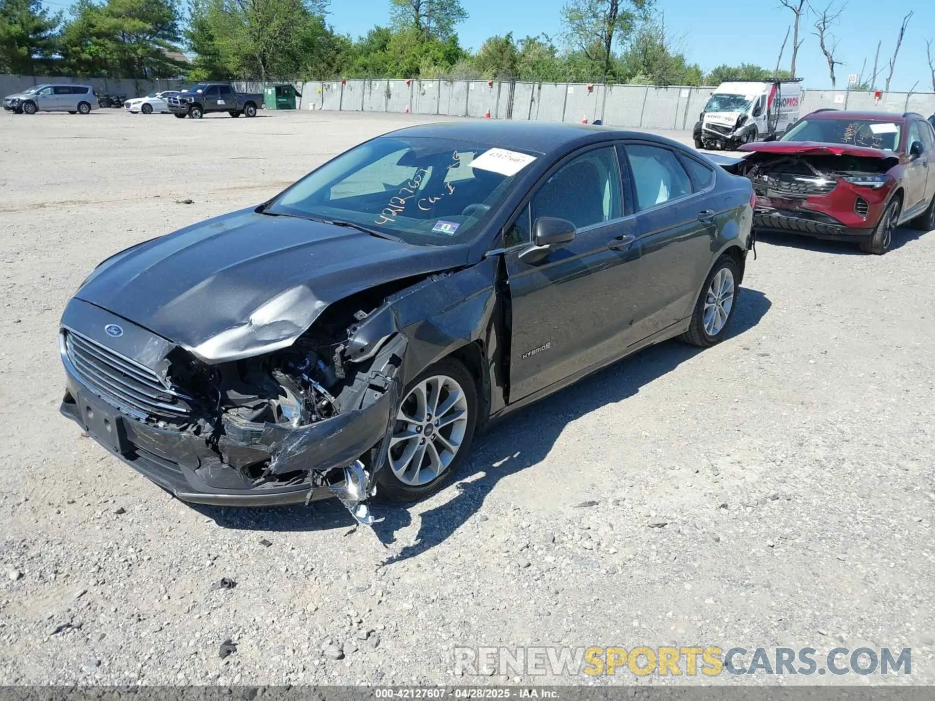 2 Photograph of a damaged car 3FA6P0LU6KR126280 FORD FUSION HYBRID 2019