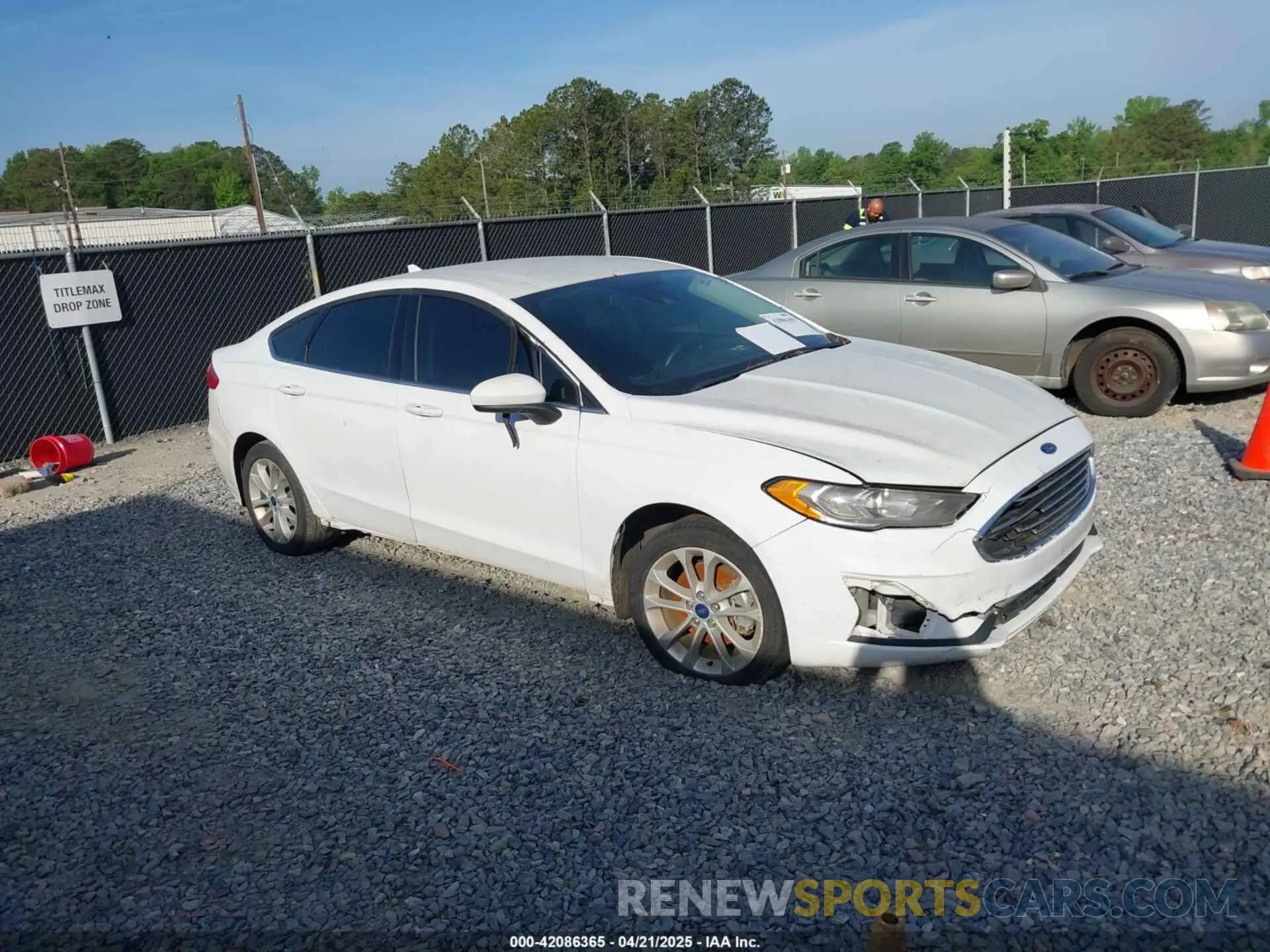 1 Photograph of a damaged car 3FA6P0LU6KR152166 FORD FUSION HYBRID 2019