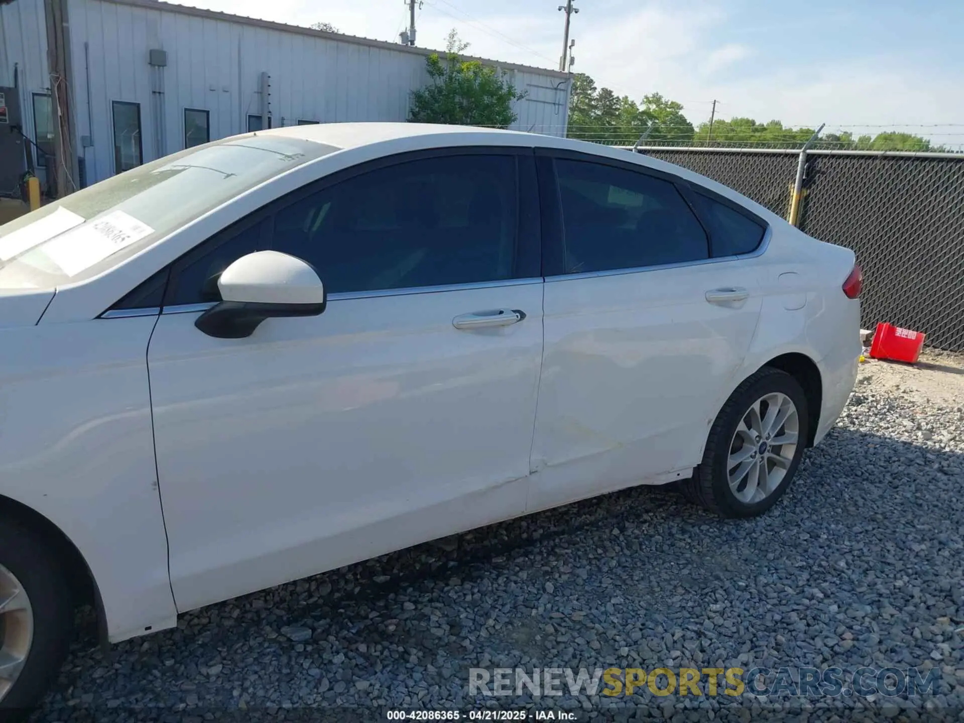 6 Photograph of a damaged car 3FA6P0LU6KR152166 FORD FUSION HYBRID 2019