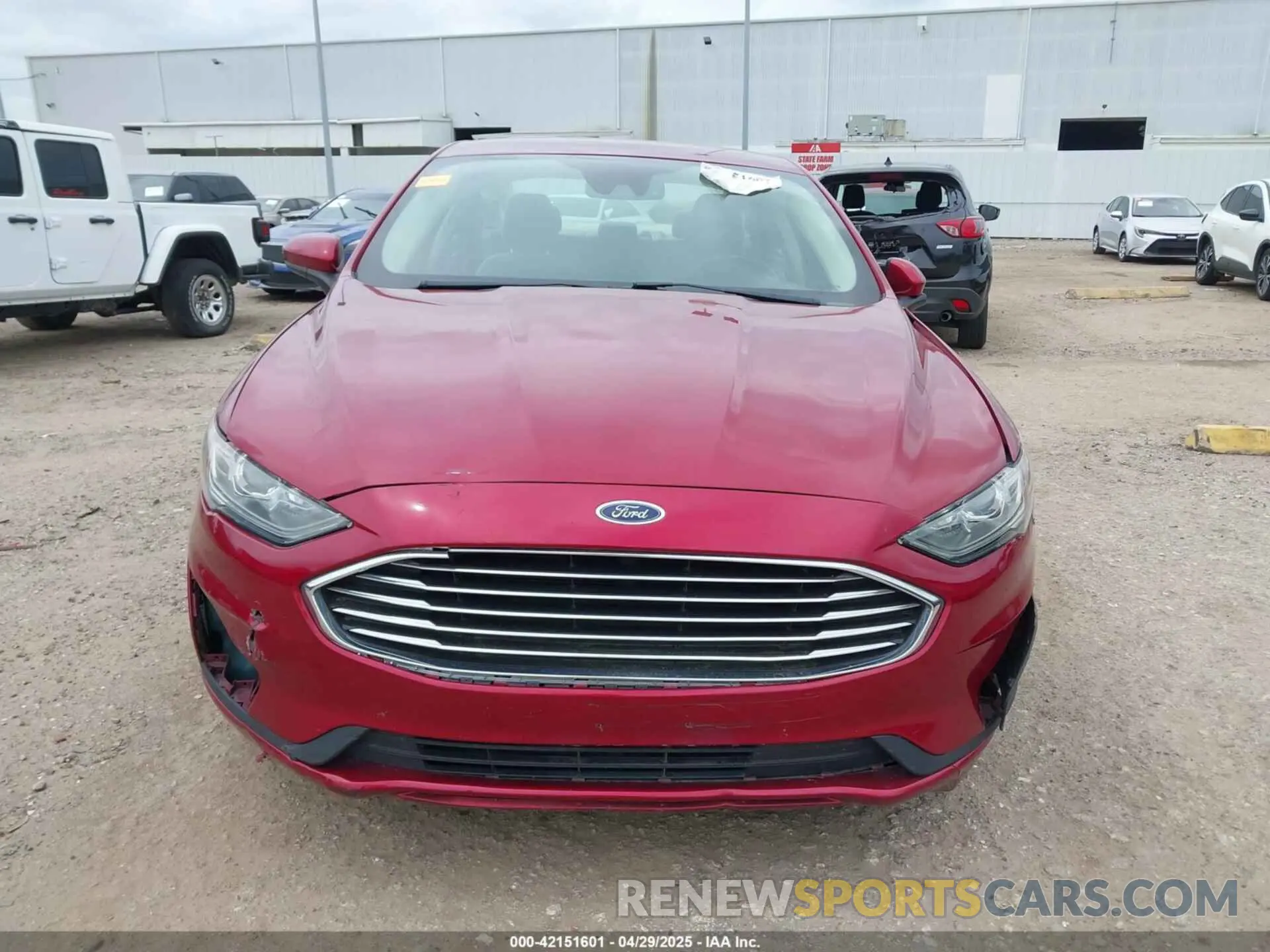 12 Photograph of a damaged car 3FA6P0LU6KR257130 FORD FUSION HYBRID 2019