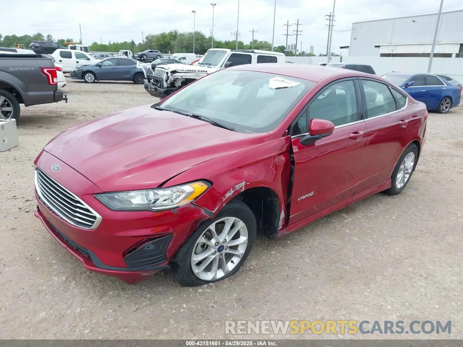 2 Photograph of a damaged car 3FA6P0LU6KR257130 FORD FUSION HYBRID 2019