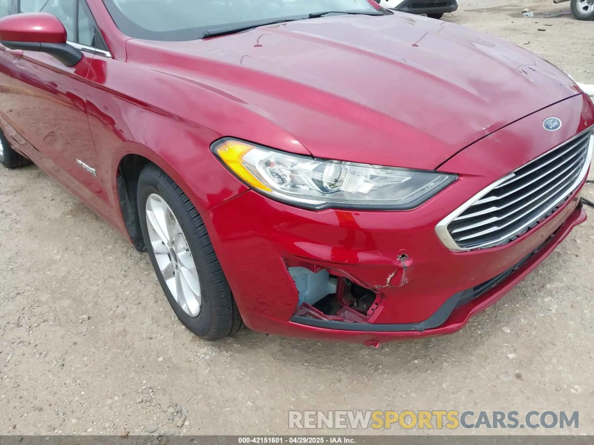 6 Photograph of a damaged car 3FA6P0LU6KR257130 FORD FUSION HYBRID 2019