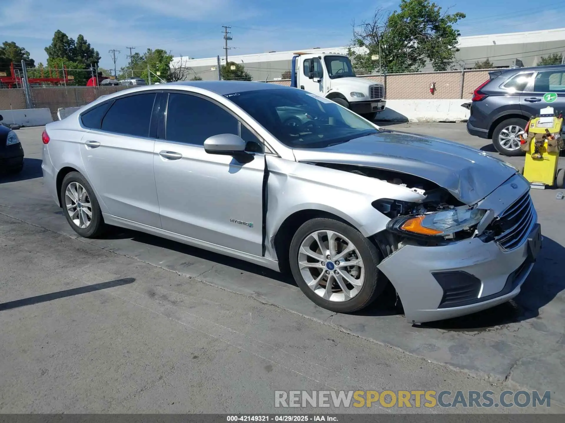 1 Photograph of a damaged car 3FA6P0LU7KR137840 FORD FUSION HYBRID 2019