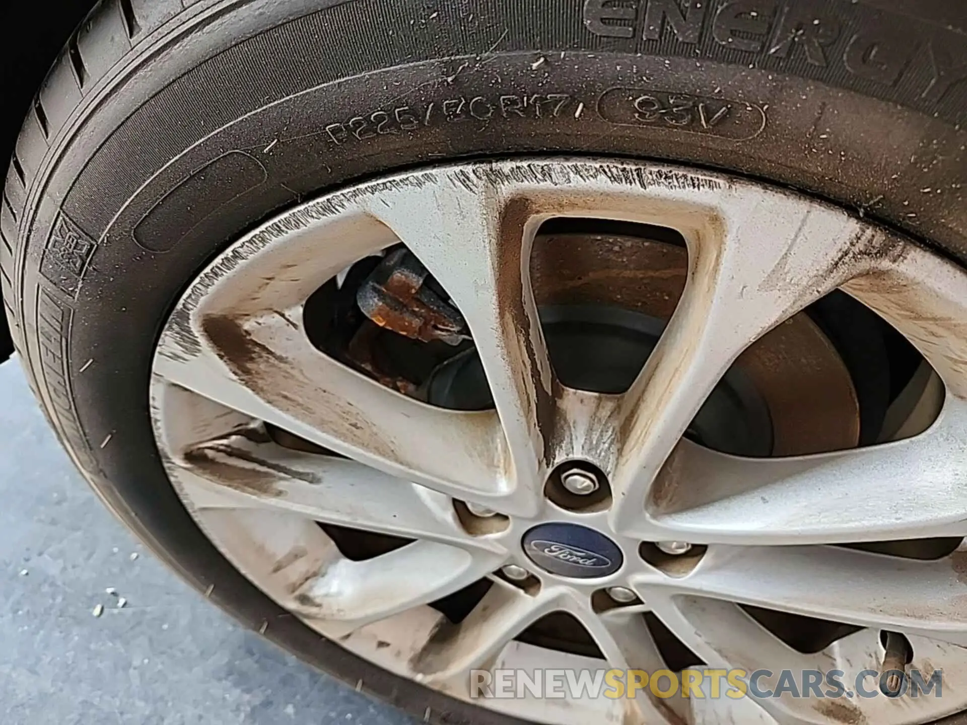 25 Photograph of a damaged car 3FA6P0LU7KR255676 FORD FUSION HYBRID 2019