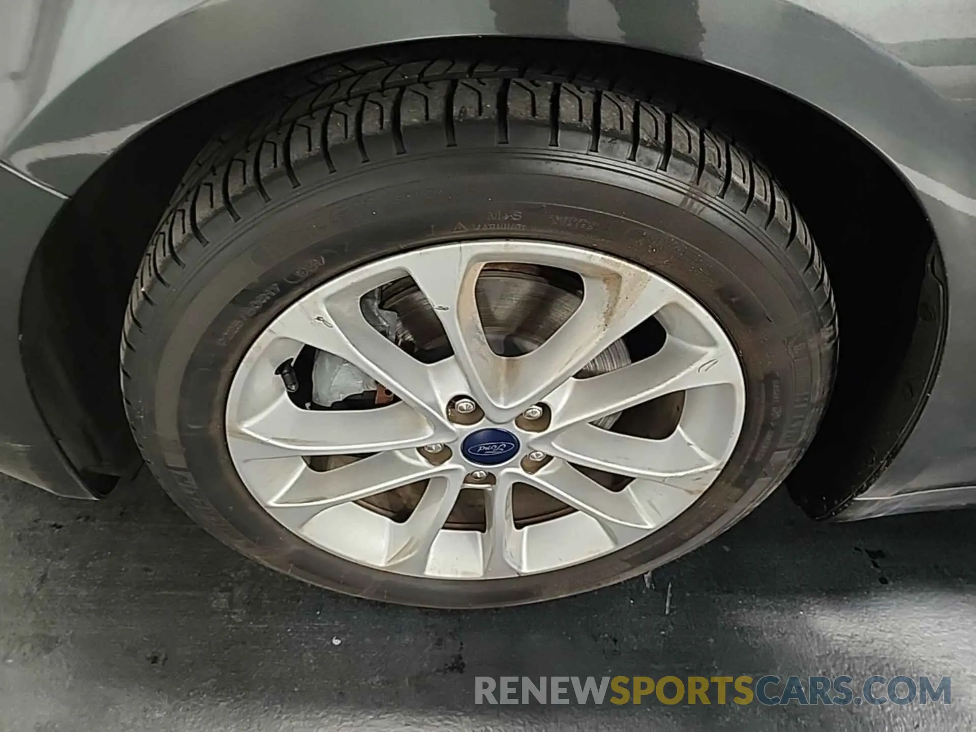 9 Photograph of a damaged car 3FA6P0LU7KR255676 FORD FUSION HYBRID 2019