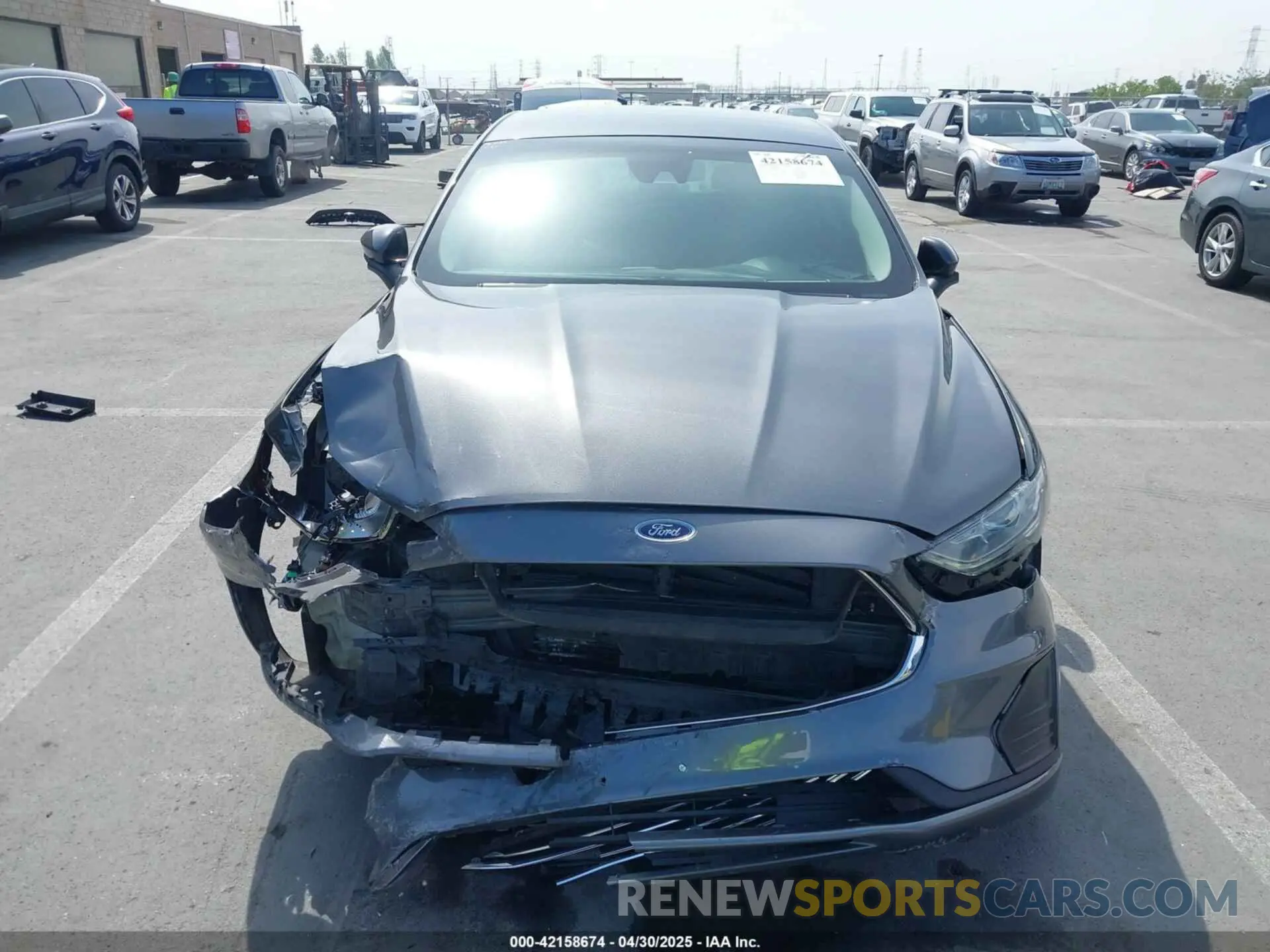 6 Photograph of a damaged car 3FA6P0LU8KR286757 FORD FUSION HYBRID 2019