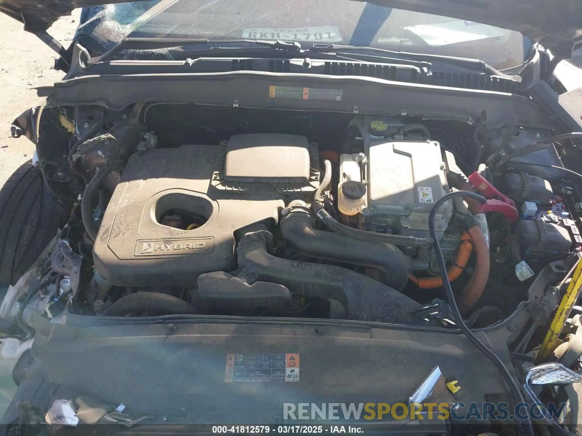 10 Фотография поврежденного автомобиля 3FA6P0LU9KR189728 FORD FUSION HYBRID 2019