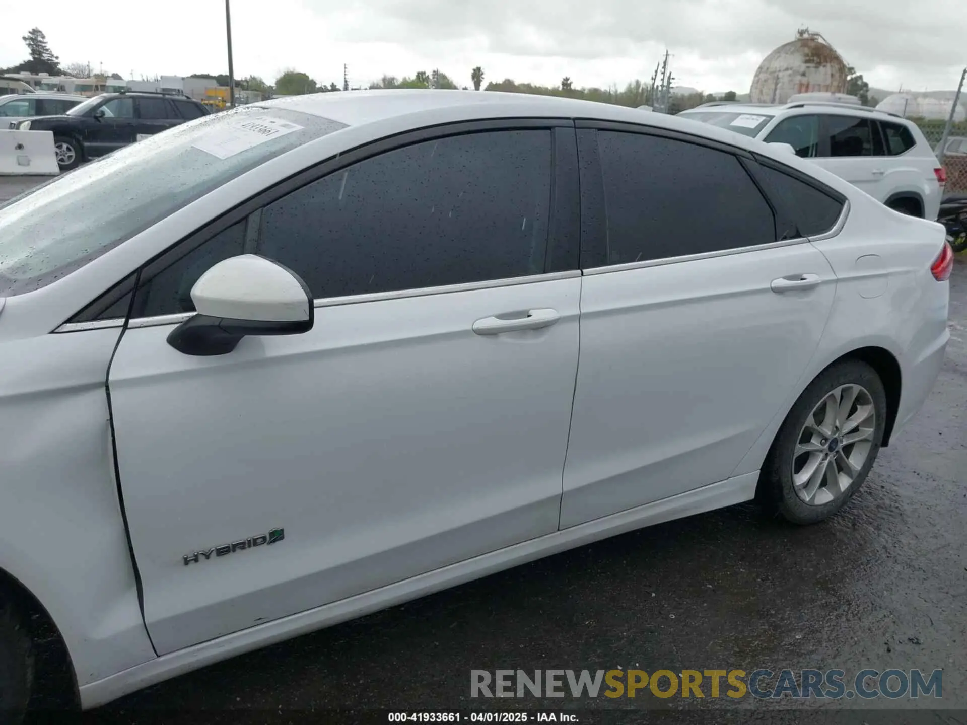 14 Фотография поврежденного автомобиля 3FA6P0LU9KR206740 FORD FUSION HYBRID 2019