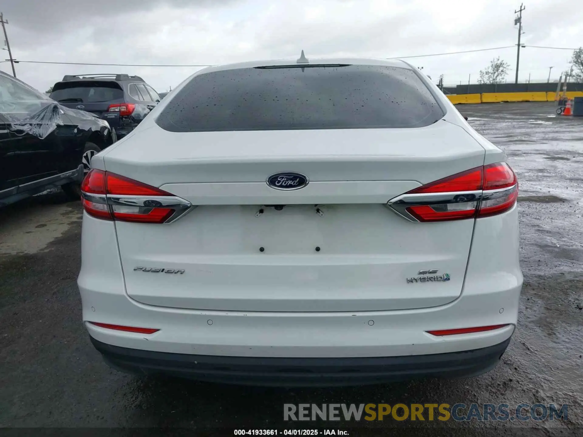 16 Фотография поврежденного автомобиля 3FA6P0LU9KR206740 FORD FUSION HYBRID 2019