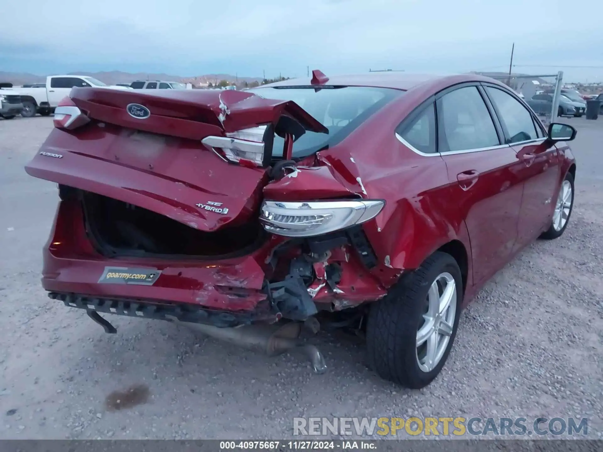 4 Фотография поврежденного автомобиля 3FA6P0LU9KR210870 FORD FUSION HYBRID 2019